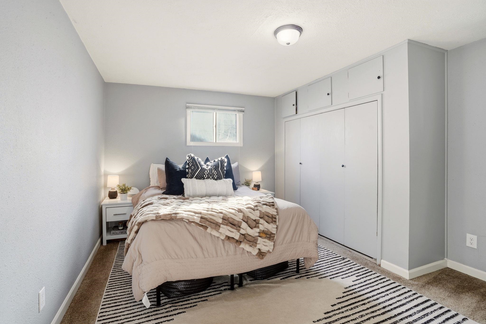 2511 W Olympic Ave - Photo 13