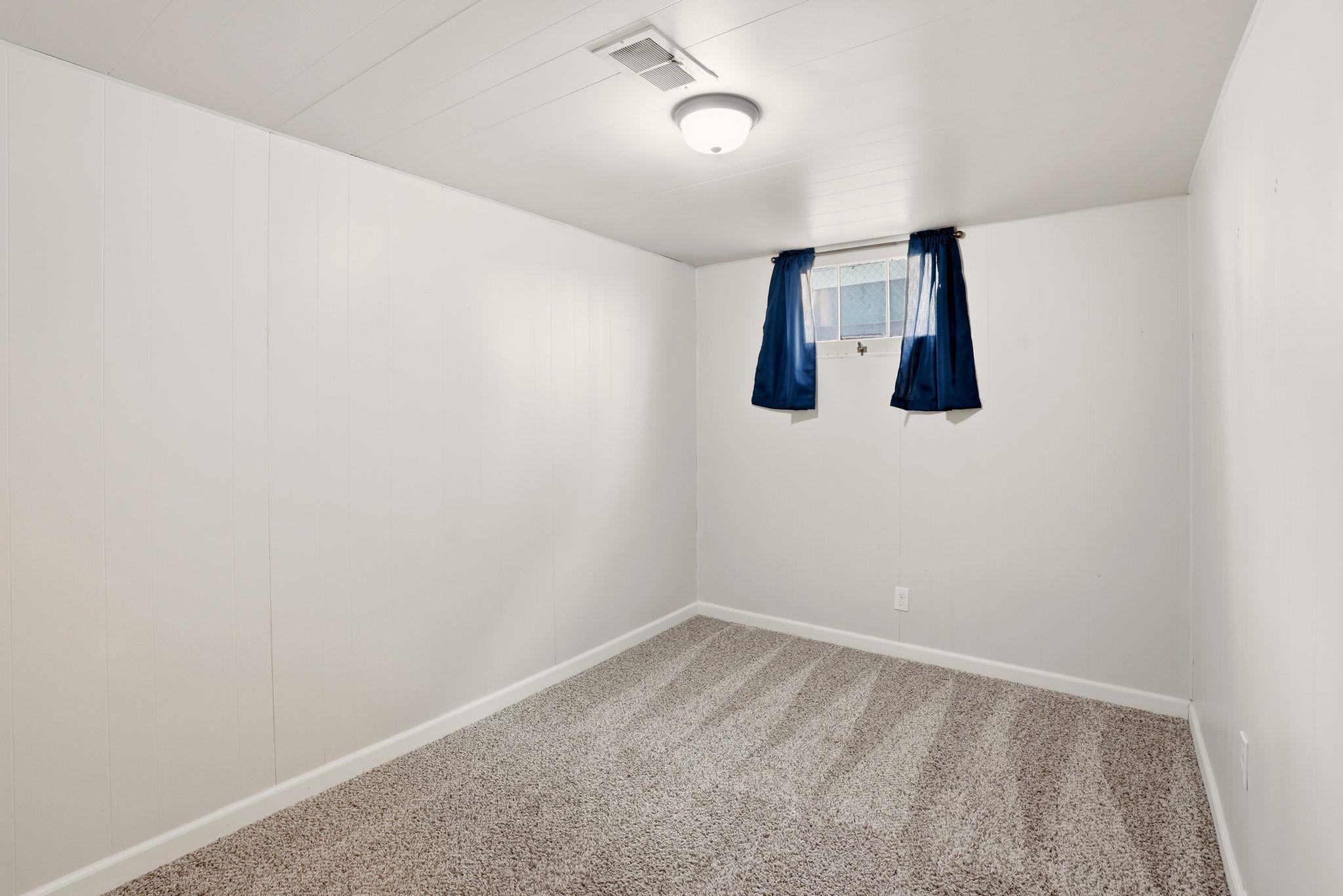 2511 W Olympic Ave - Photo 20