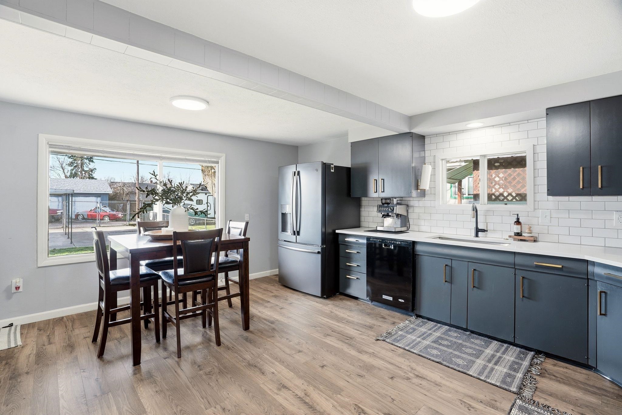 2511 W Olympic Ave - Photo 7