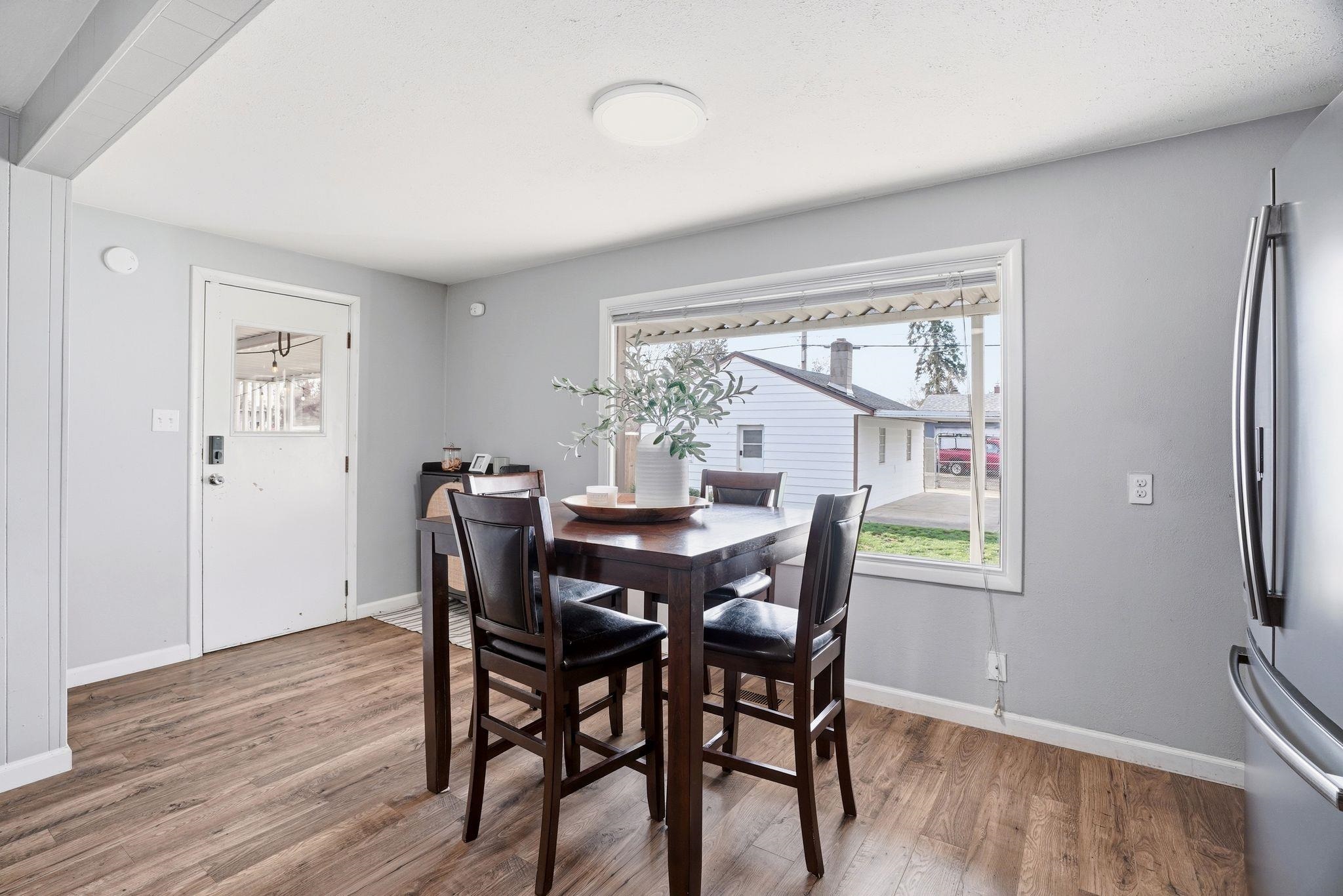 2511 W Olympic Ave - Photo 8