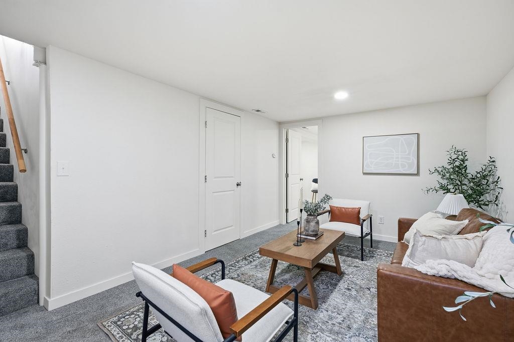 2486 W Rowan Ave - Photo 15