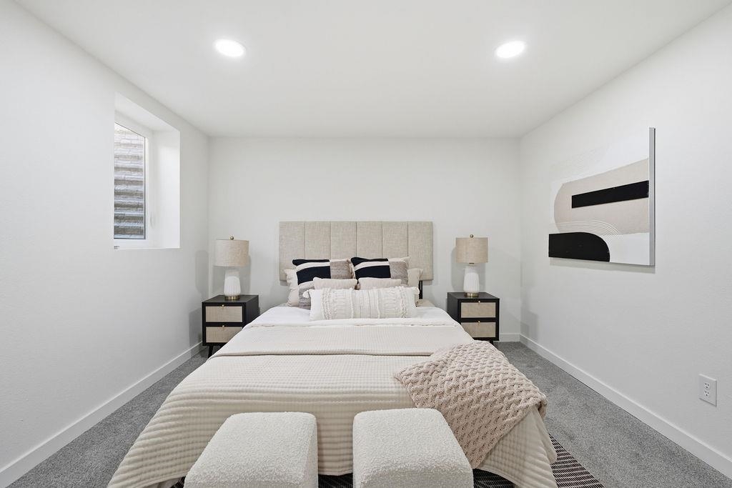 2486 W Rowan Ave - Photo 18
