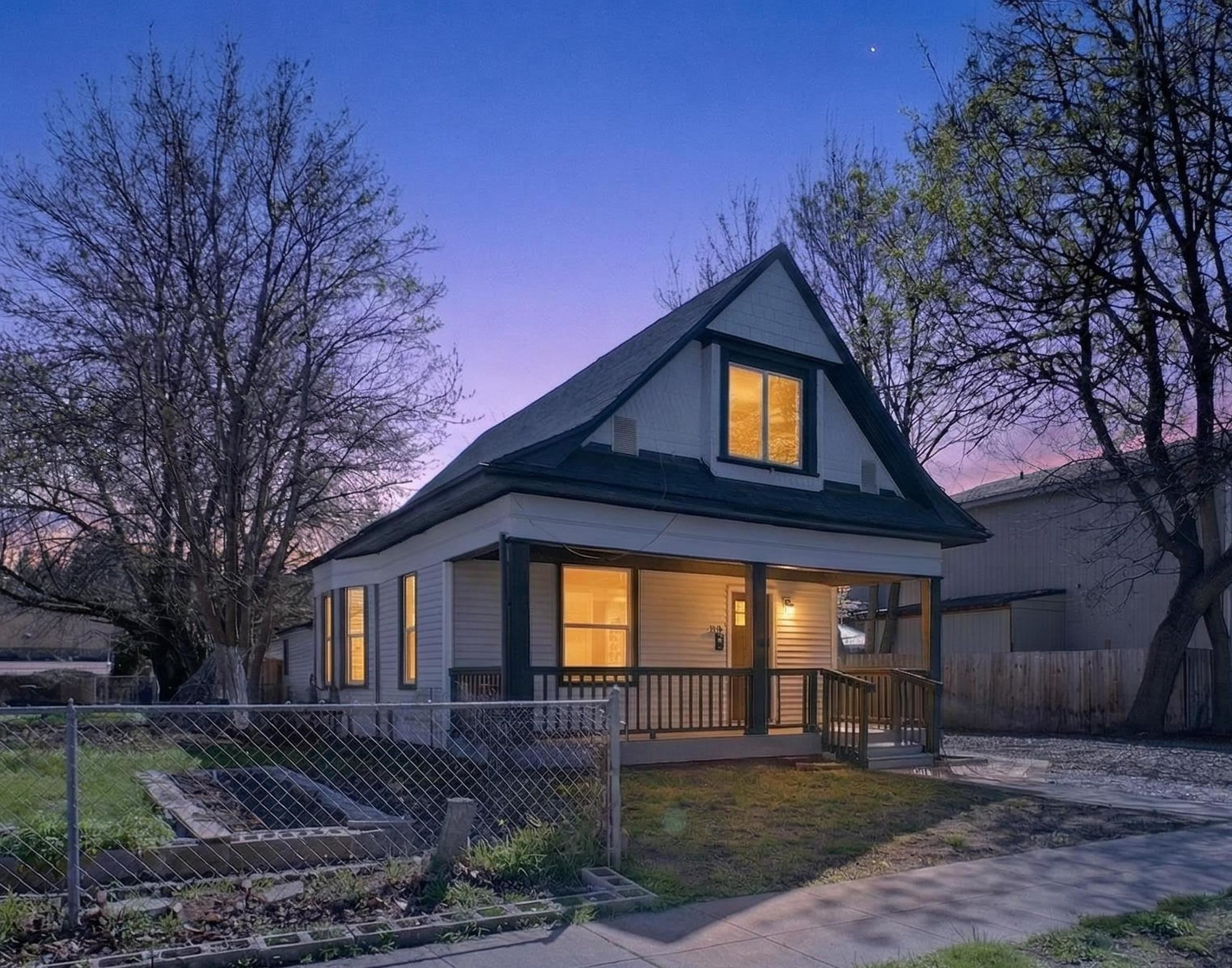 2514 E 5TH Ave - Photo 4