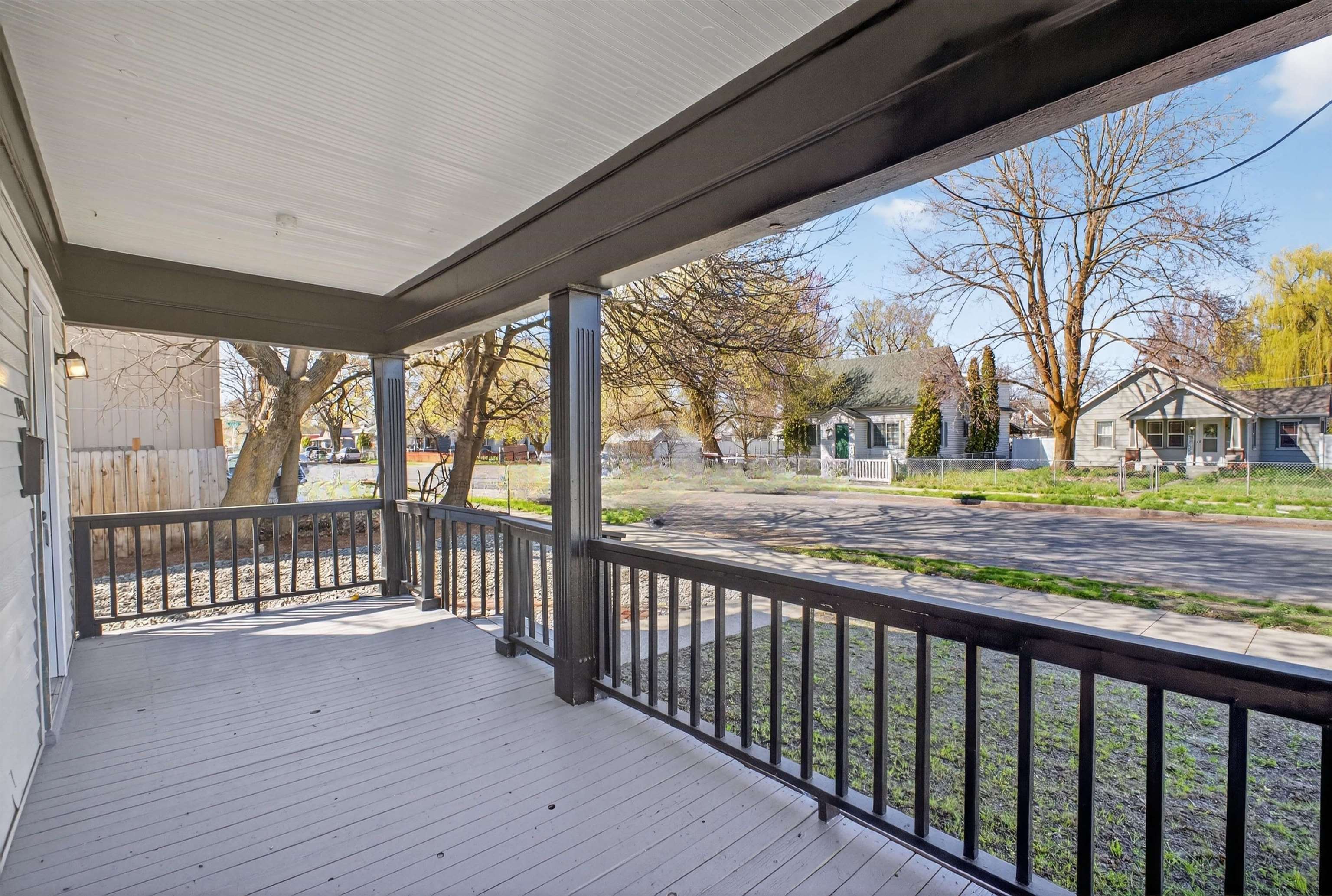2514 E 5TH Ave - Photo 7