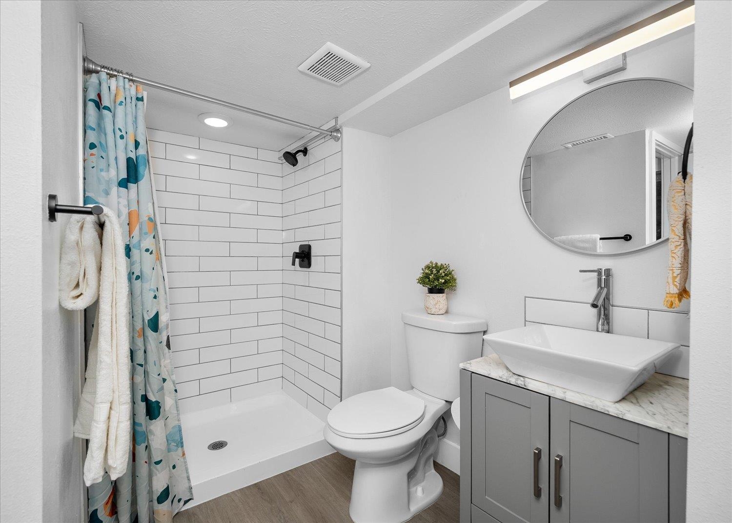 513 E 8th Ave - Photo 15