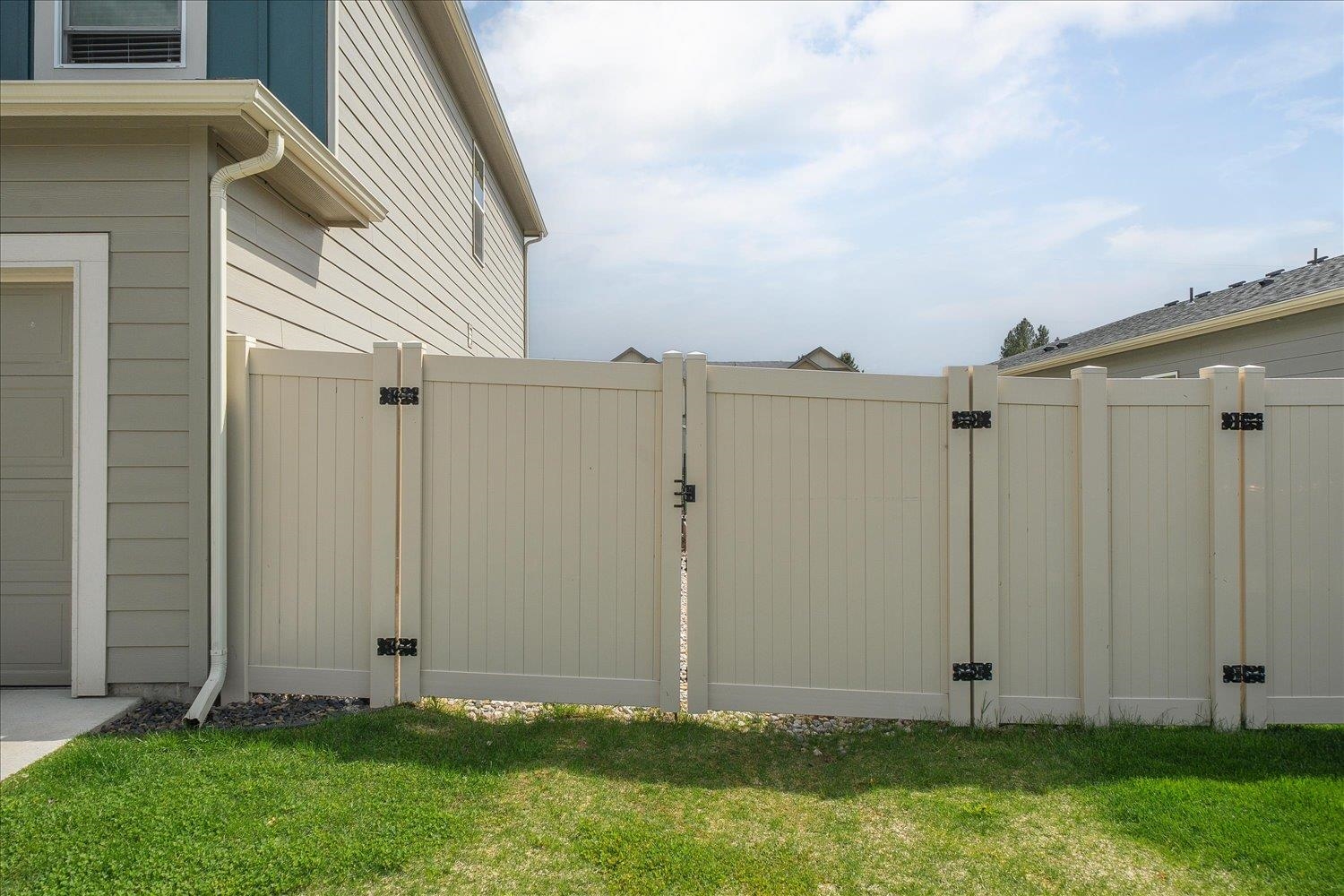 5901 W Youngstown Ln - Photo 34