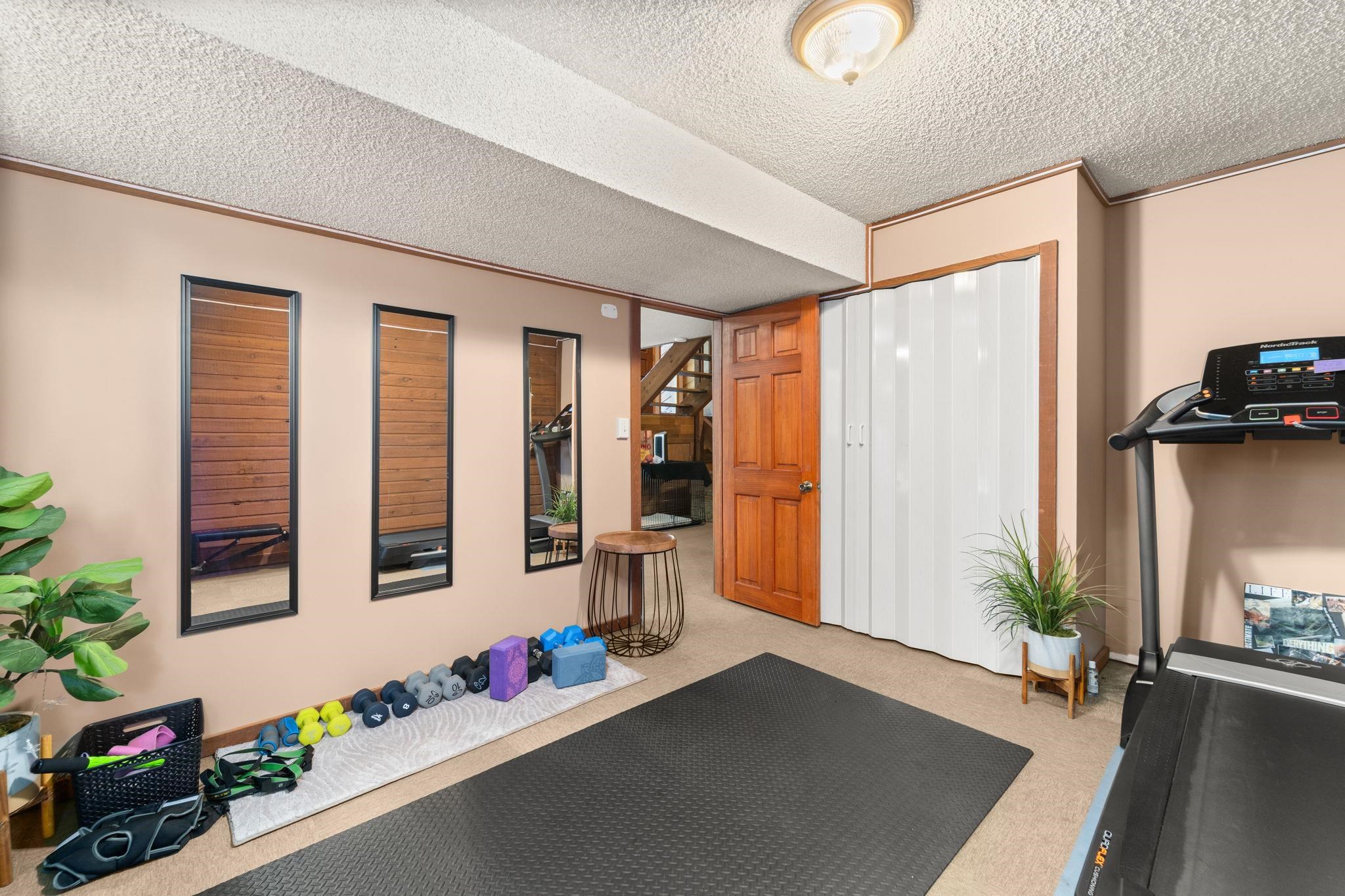 22616 N Creeger Ln - Photo 32