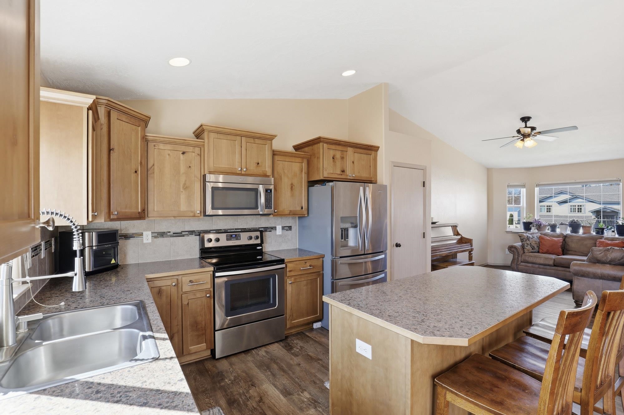 16922 E Baldwin Ave - Photo 9