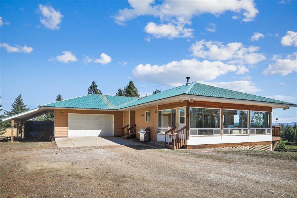 1876 Horseshoe Lake Rd - Photo 2
