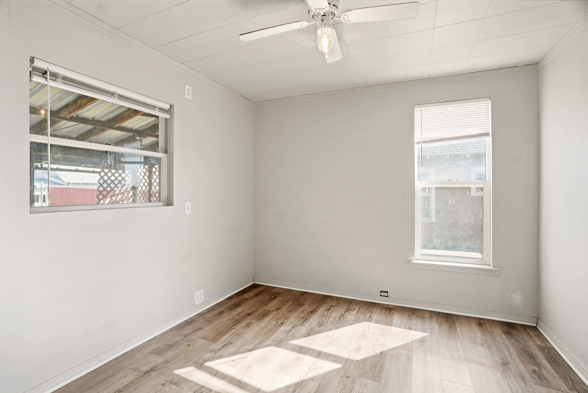 707 E Kiernan Ave - Photo 14