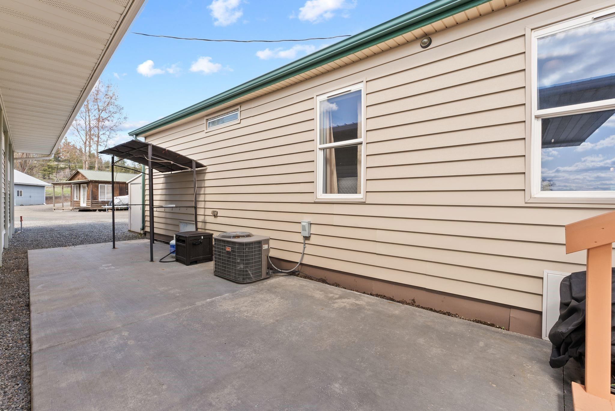 18617 W Williams Lake Rd - Photo 24