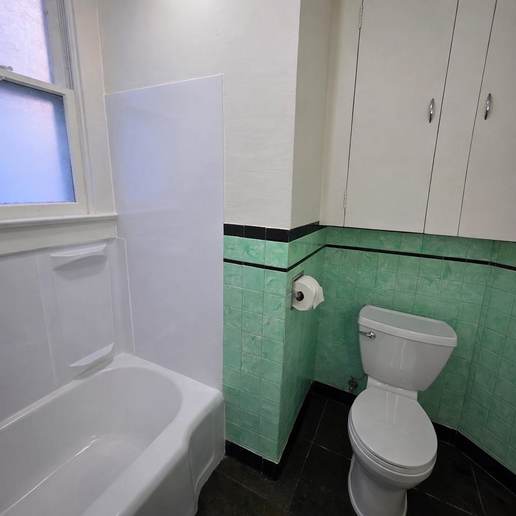 1027 W Maxwell Ave - Photo 17
