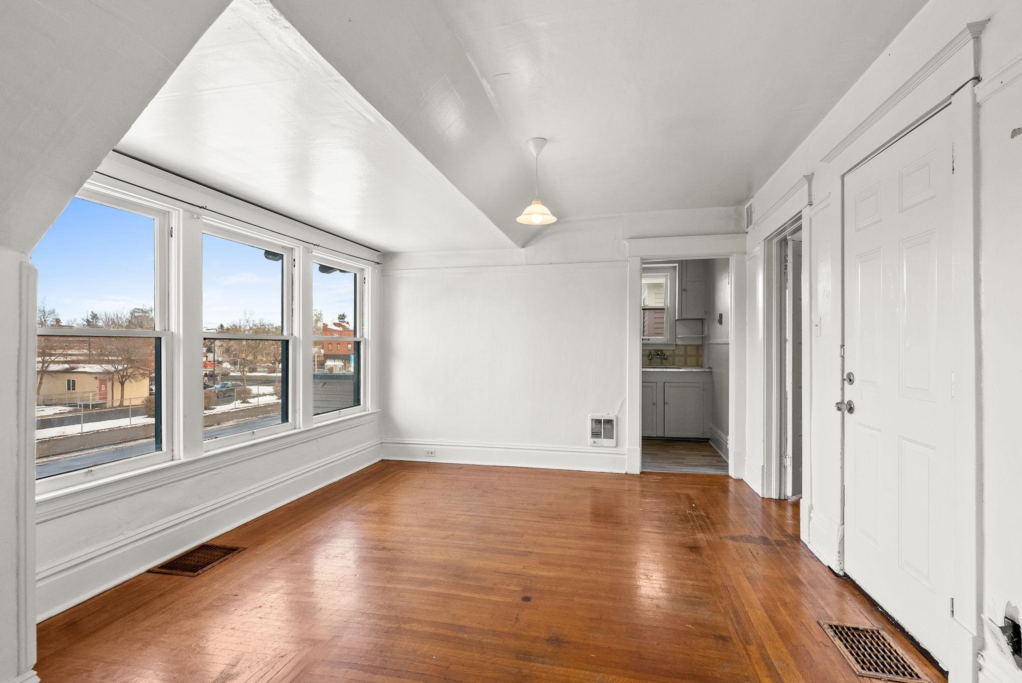 1027 W Maxwell Ave - Photo 20