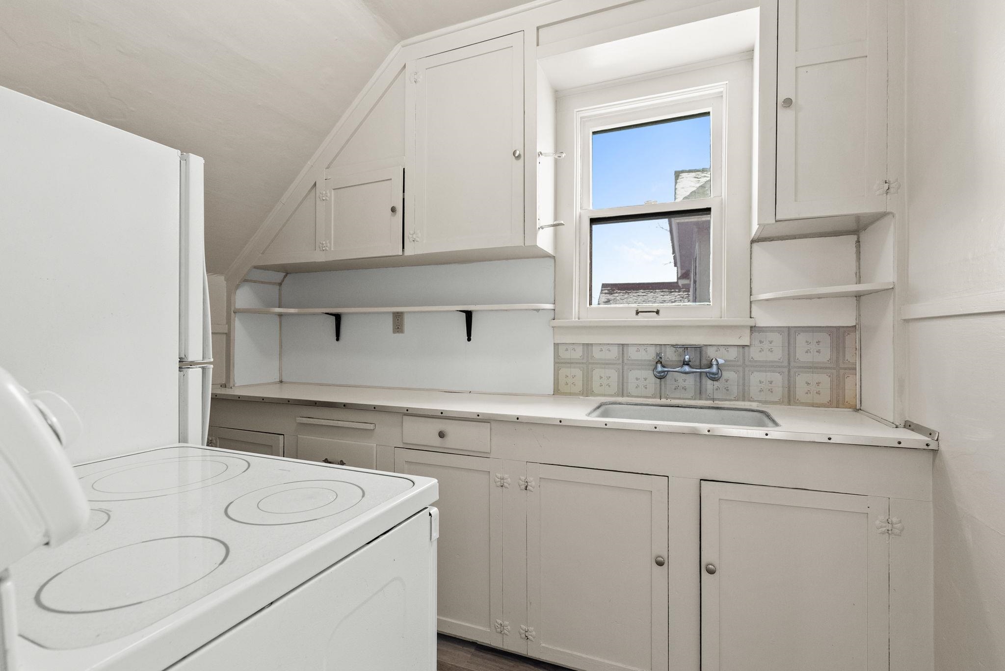1027 W Maxwell Ave - Photo 22