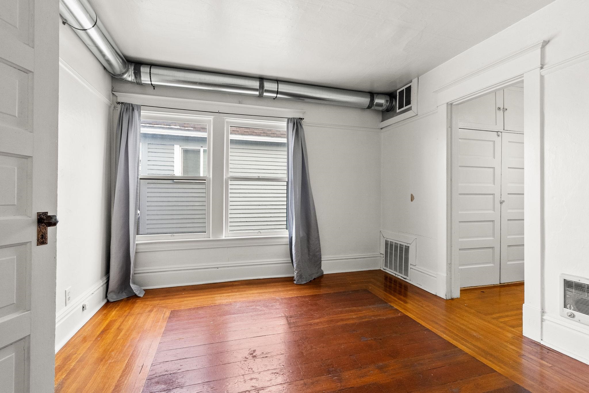 1027 W Maxwell Ave - Photo 24