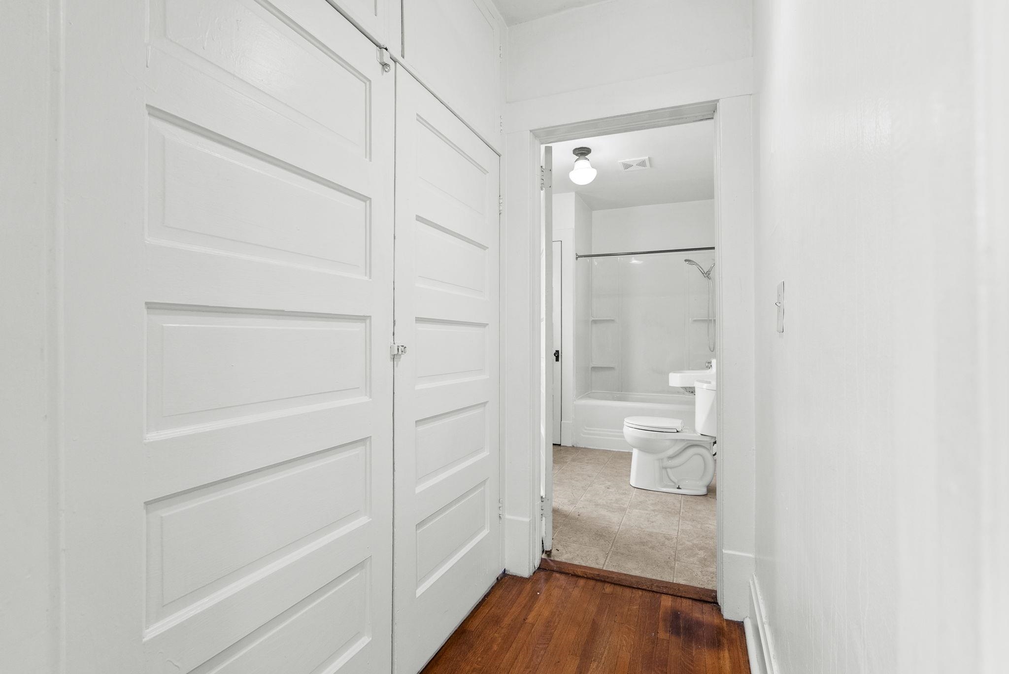 1027 W Maxwell Ave - Photo 26