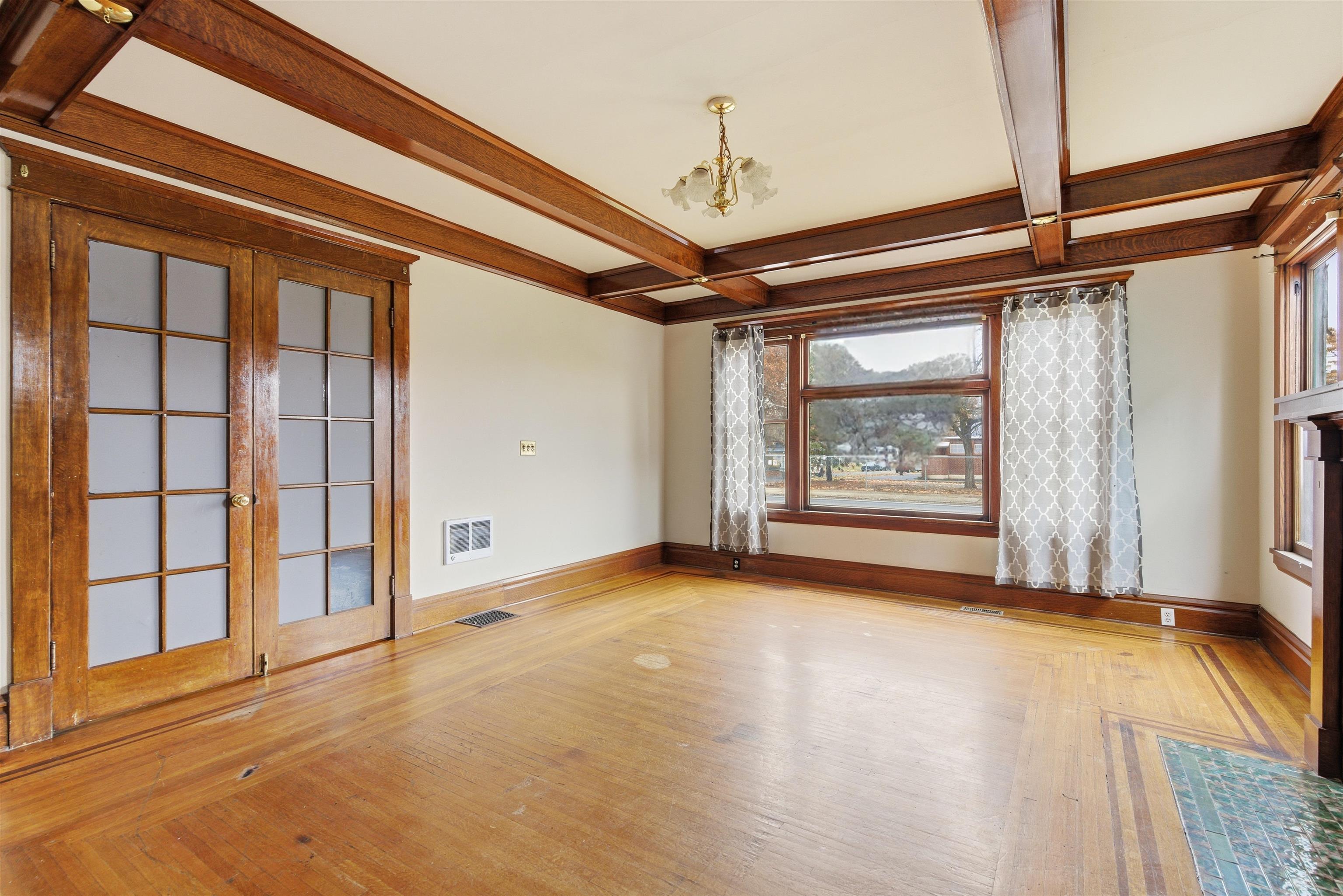 1027 W Maxwell Ave - Photo 9