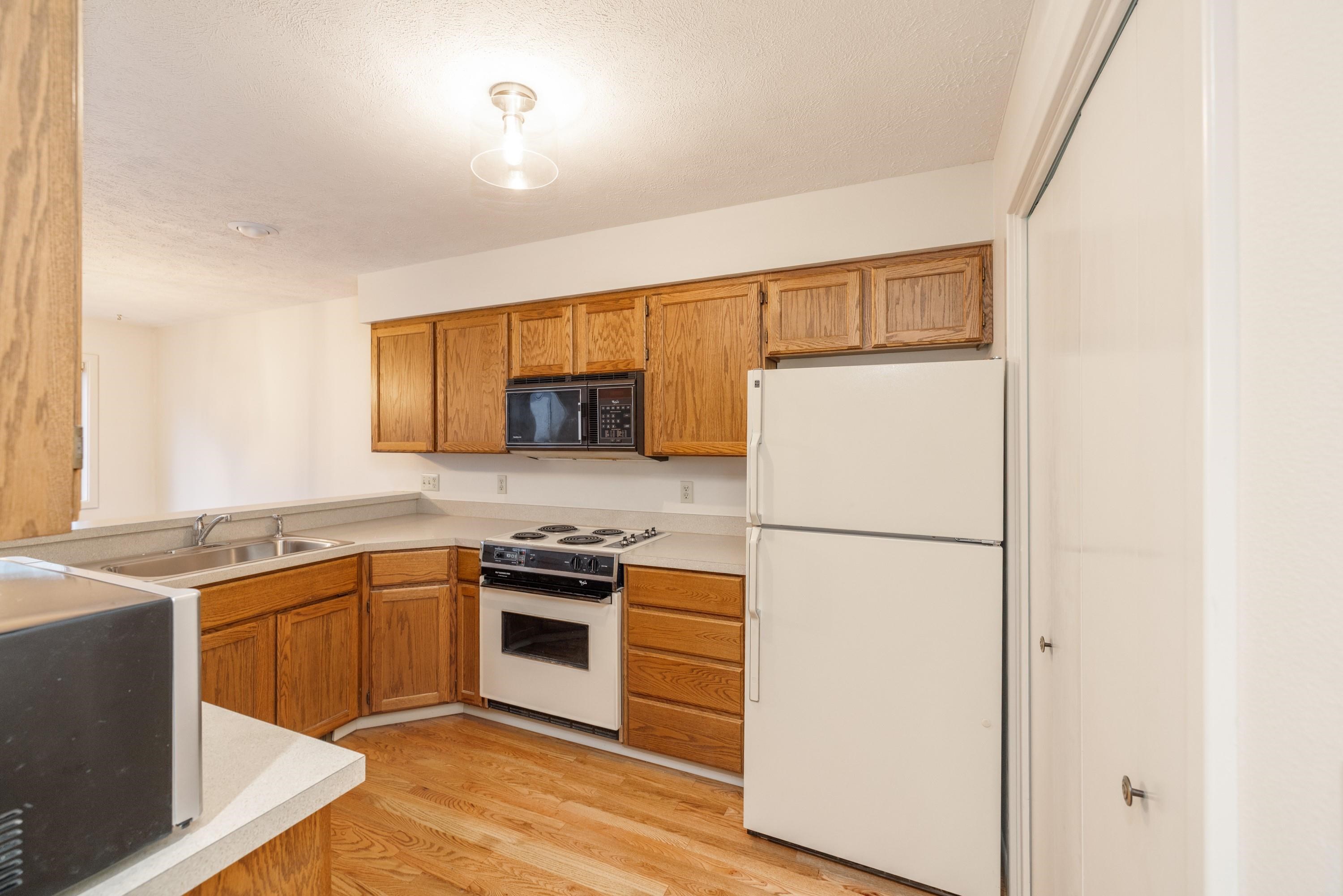 726 W Briar Cliff Ct - Photo 7