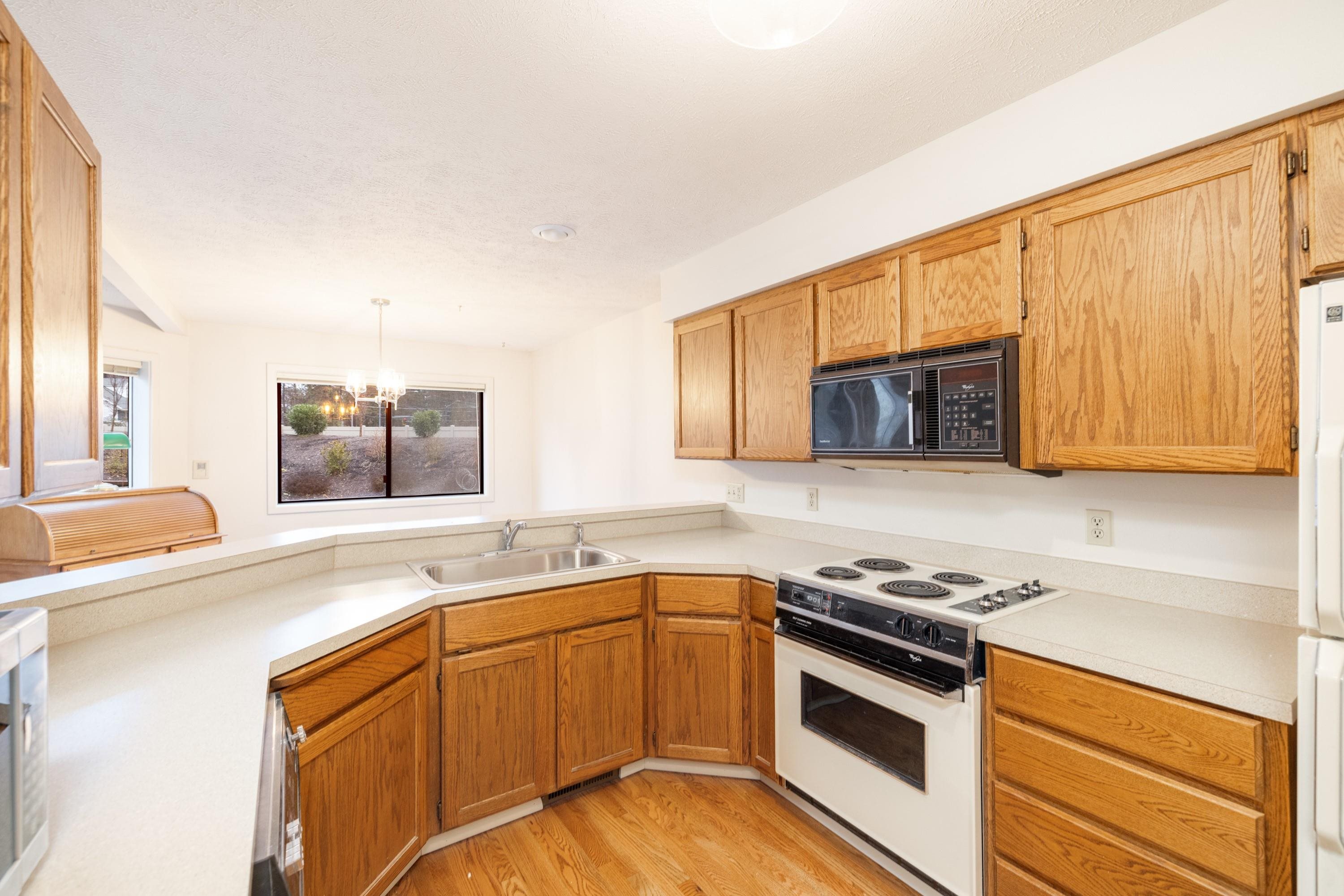 726 W Briar Cliff Ct - Photo 8