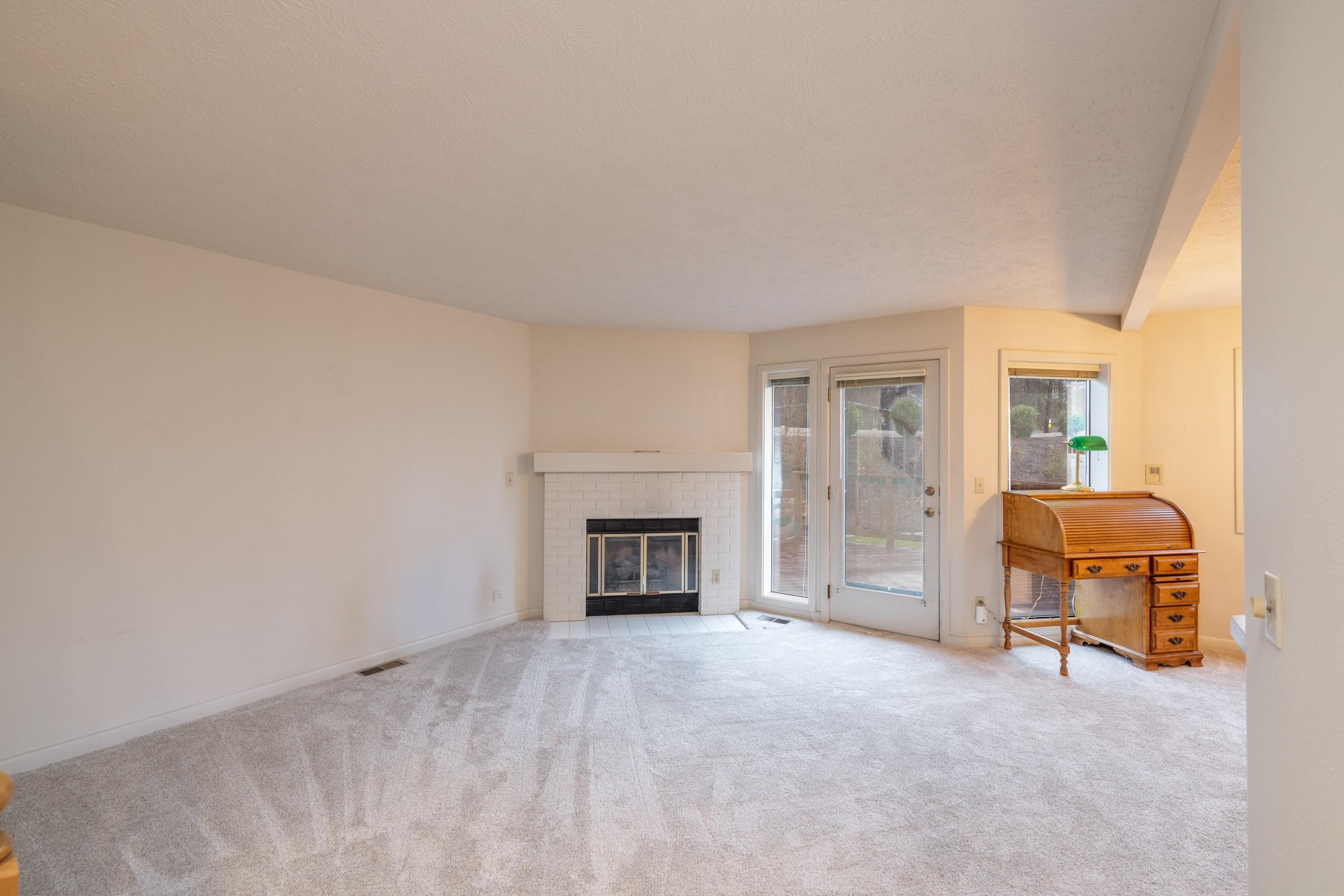 726 W Briar Cliff Ct - Photo 9