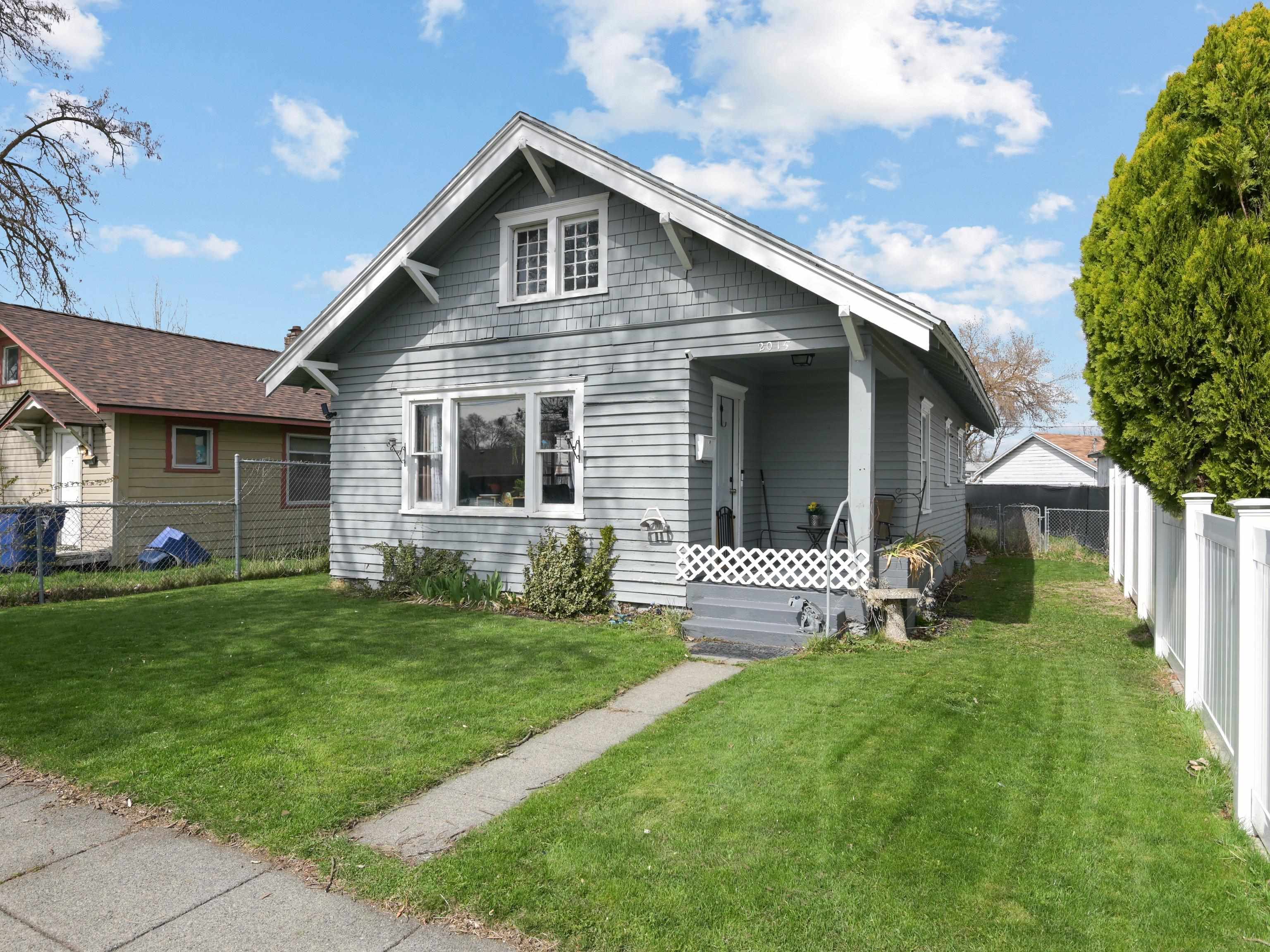 2015 E Nora Ave - Photo 2