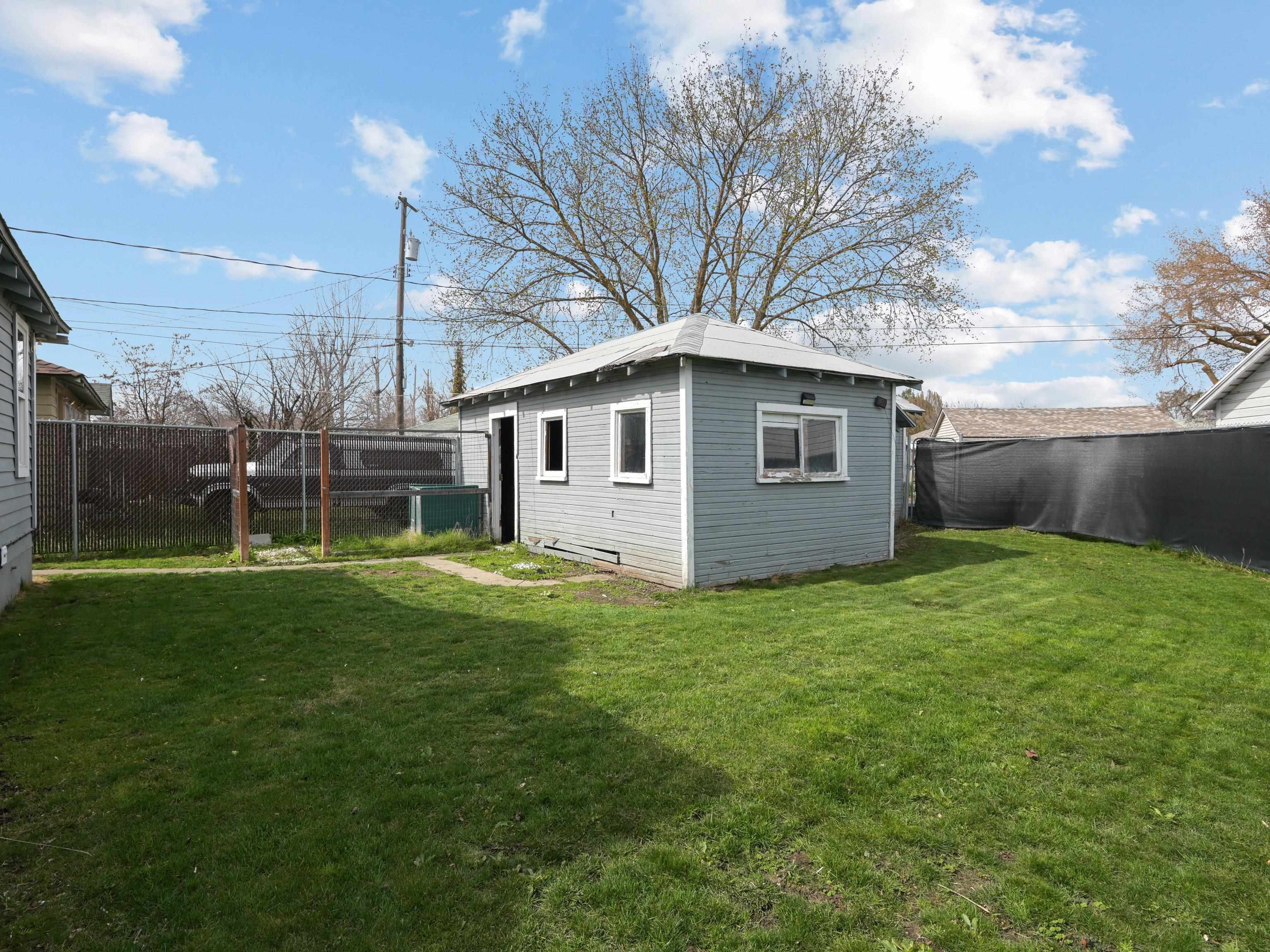 2015 E Nora Ave - Photo 22