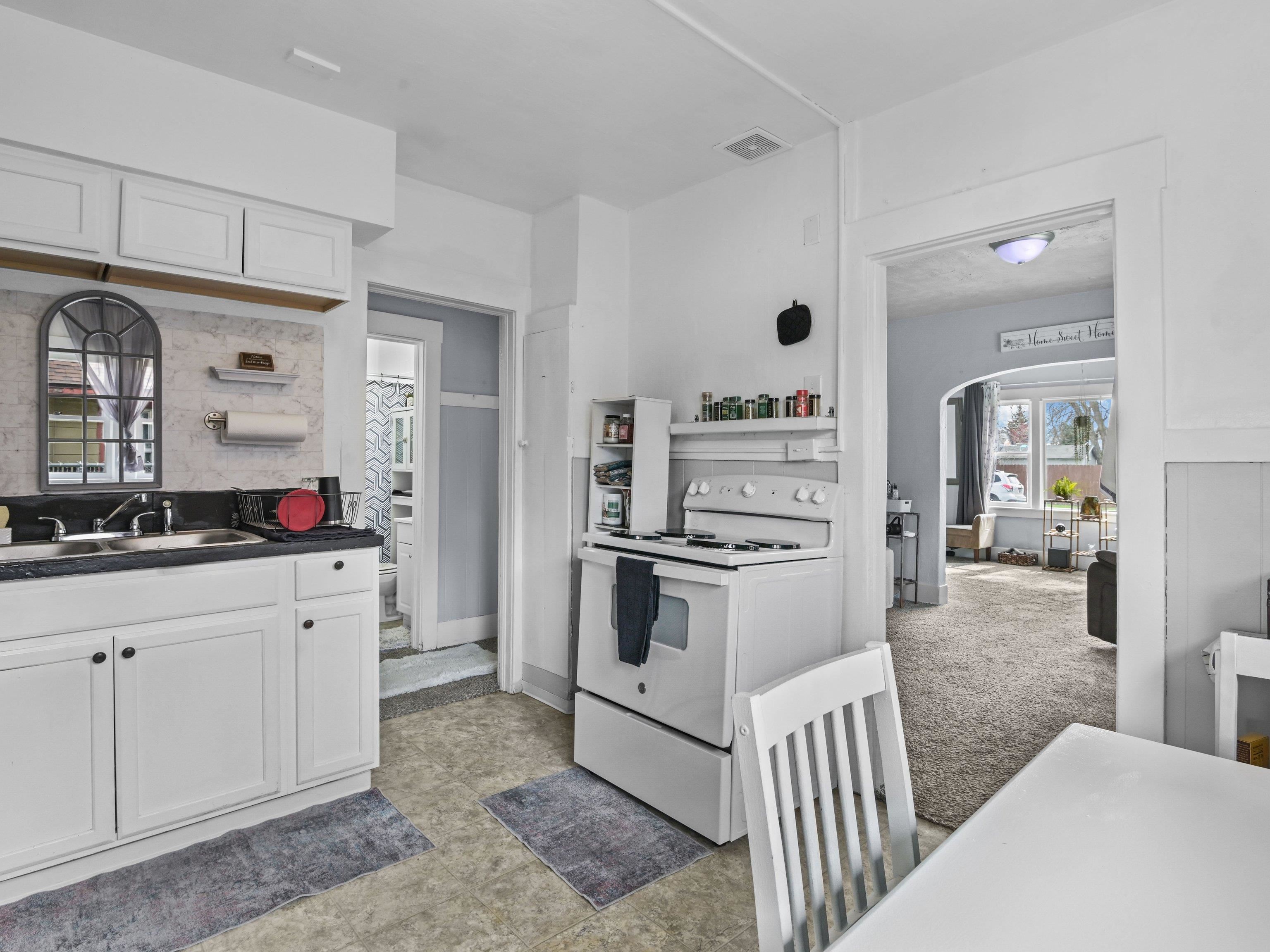 2015 E Nora Ave - Photo 10