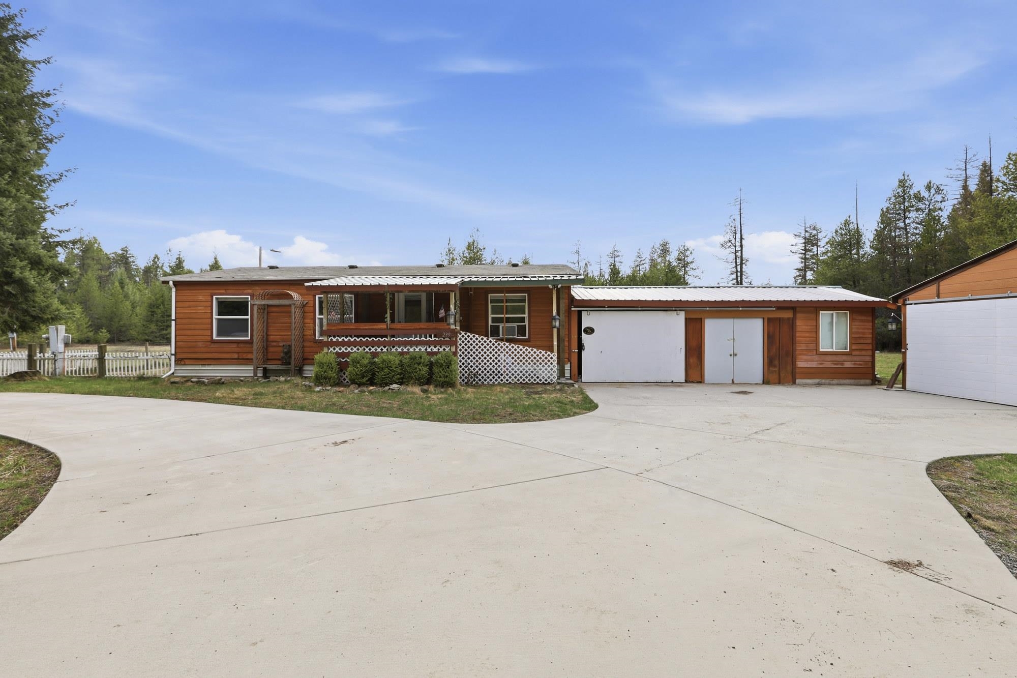 239 Ohana Rd - Photo 1