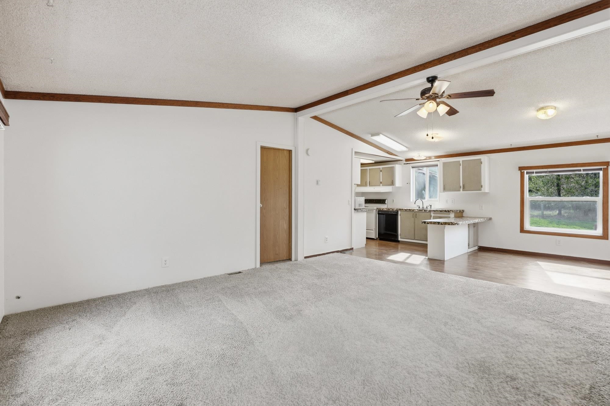 239 Ohana Rd - Photo 2