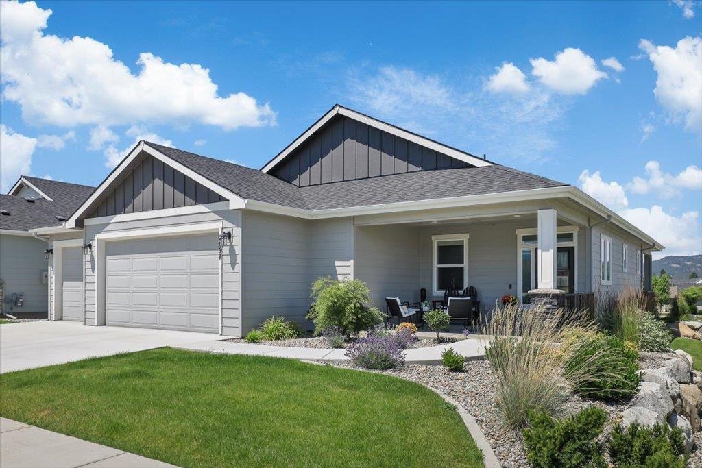 2697 N Allenby Ln - Photo 2