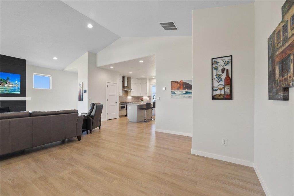 2697 N Allenby Ln - Photo 22