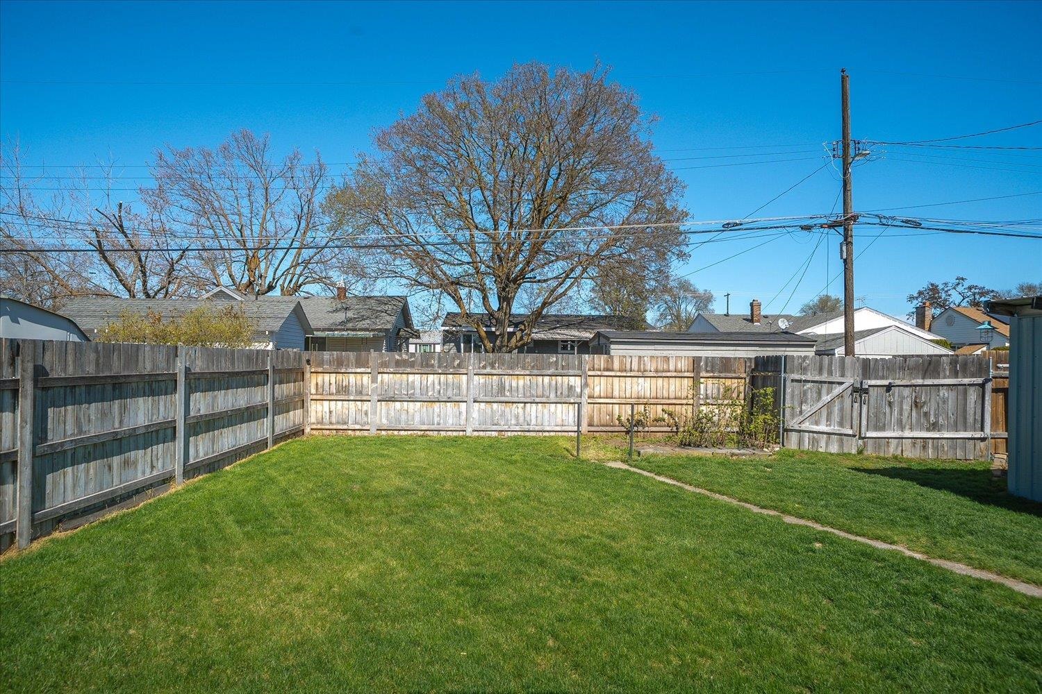 1207 E Providence Ave - Photo 27