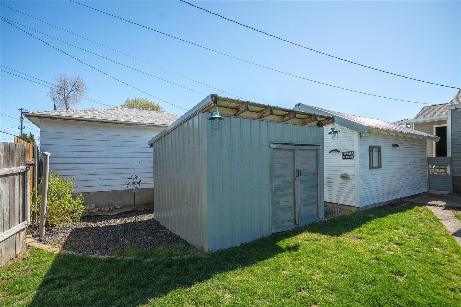 1207 E Providence Ave - Photo 32