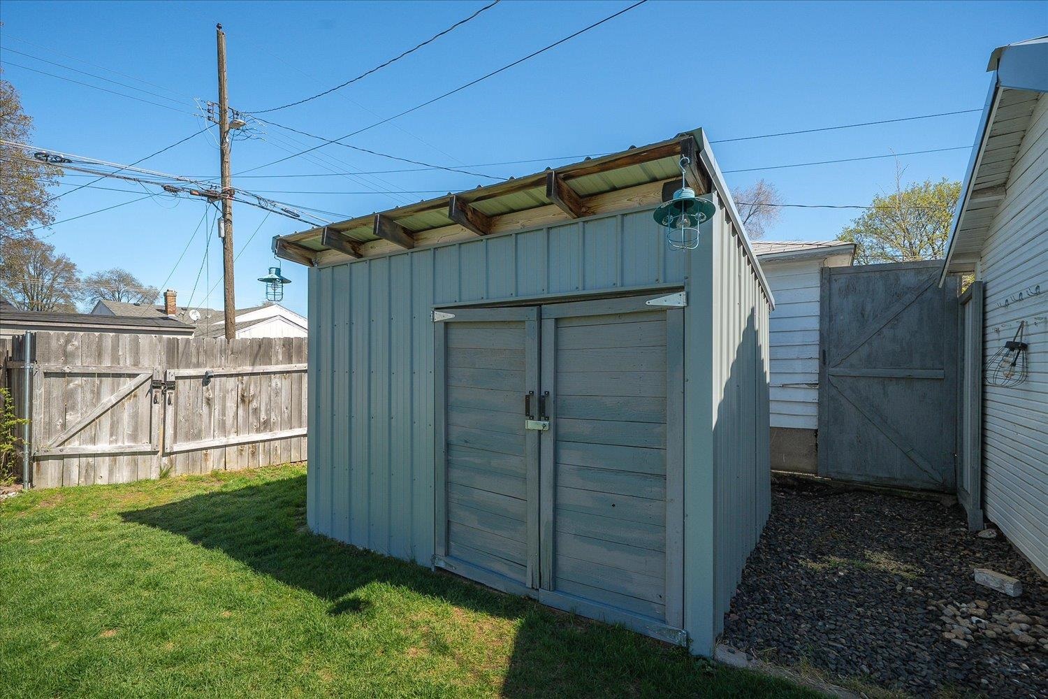 1207 E Providence Ave - Photo 33