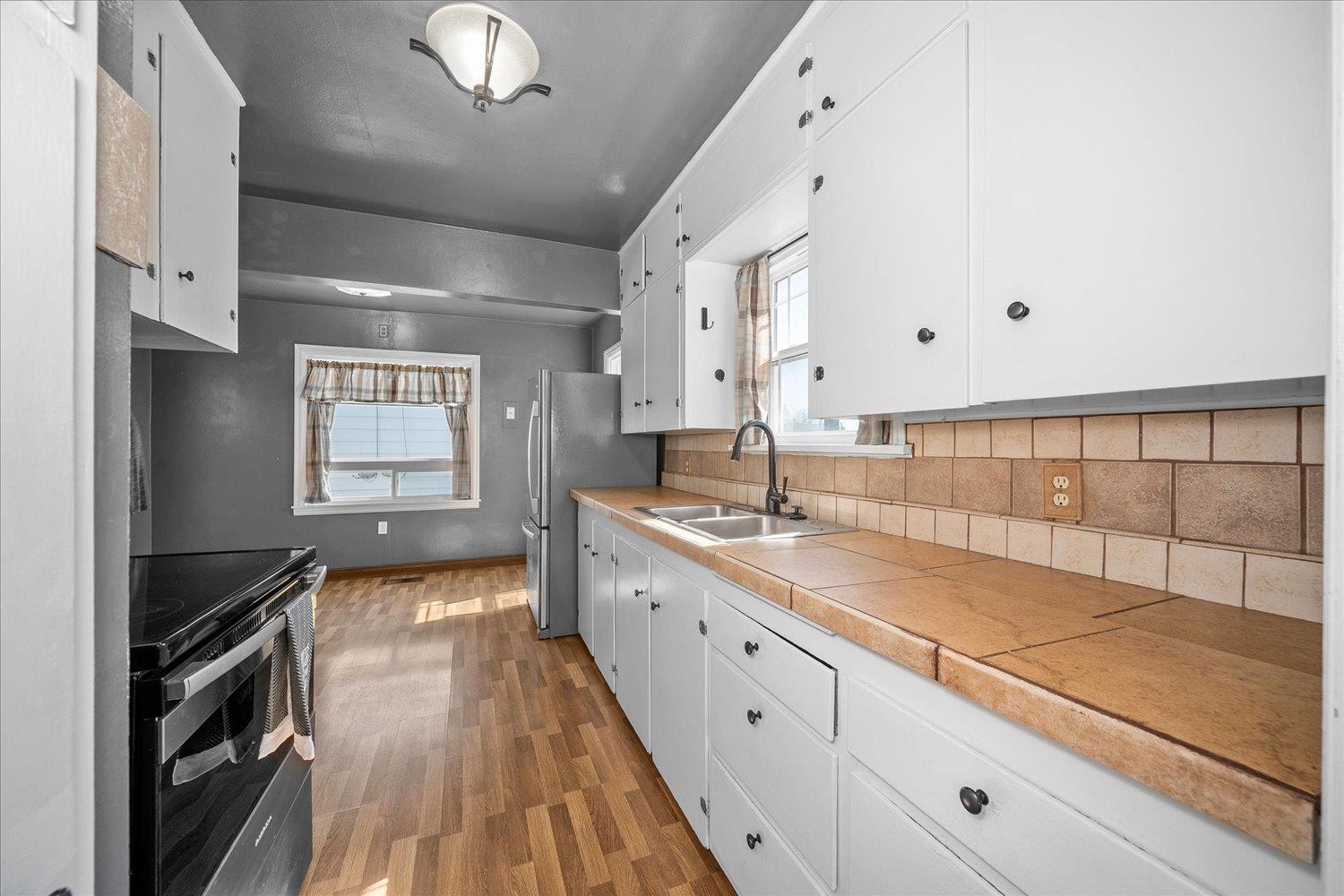 1207 E Providence Ave - Photo 6