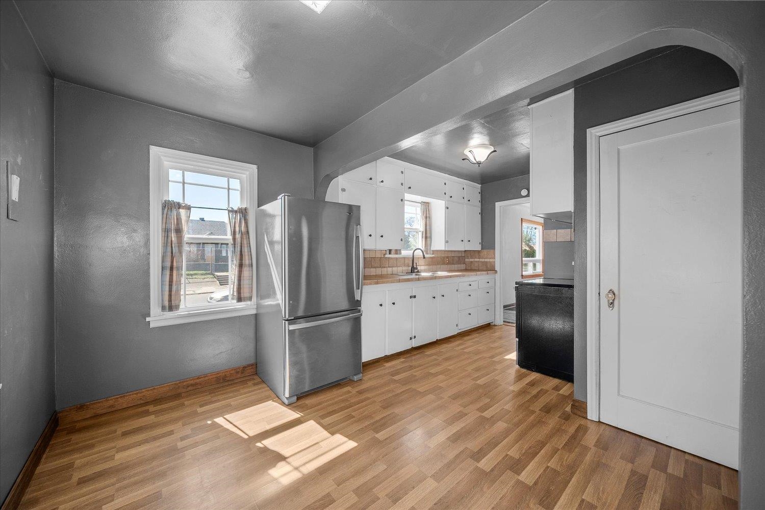 1207 E Providence Ave - Photo 8