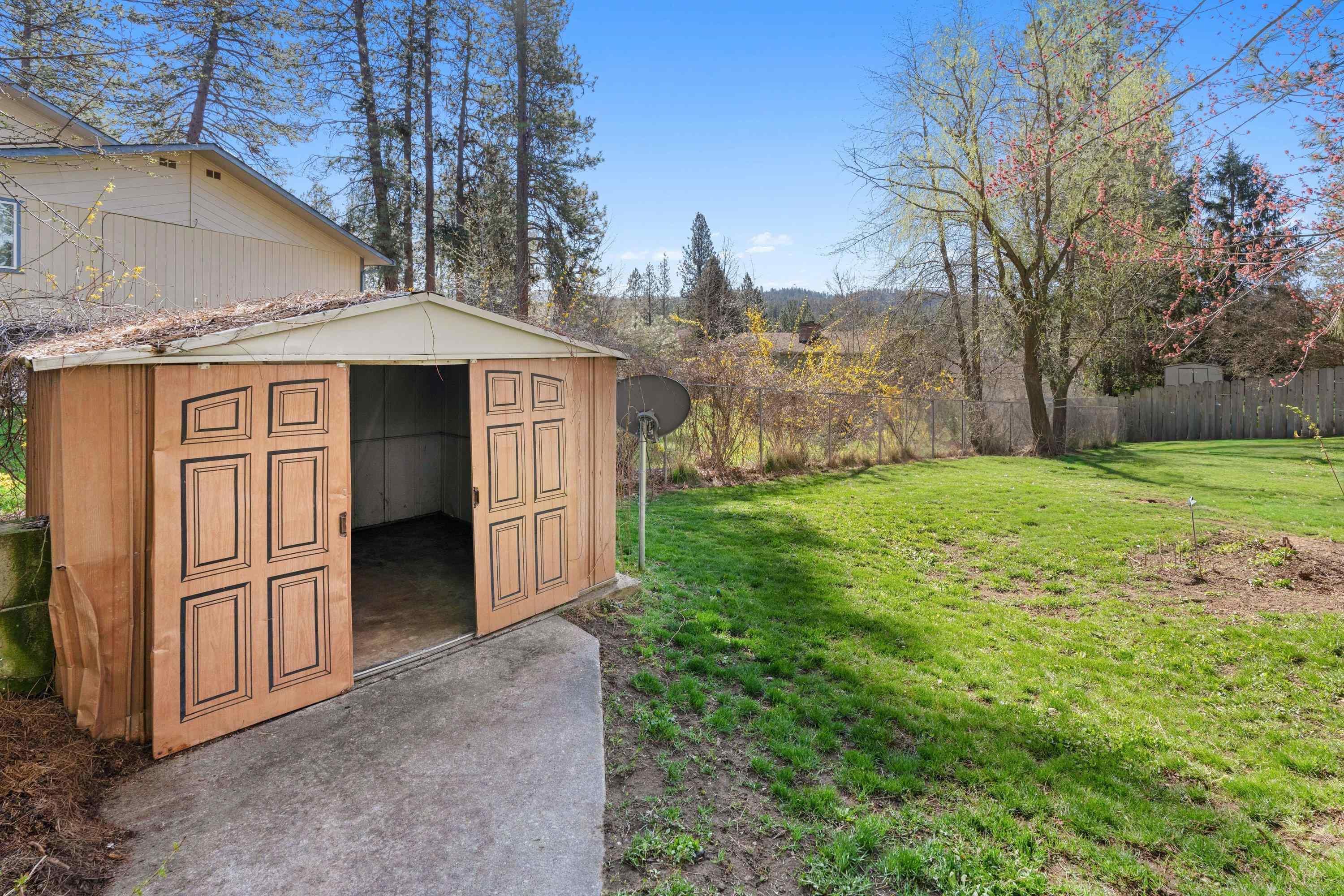 4725 S Bates Rd - Photo 37