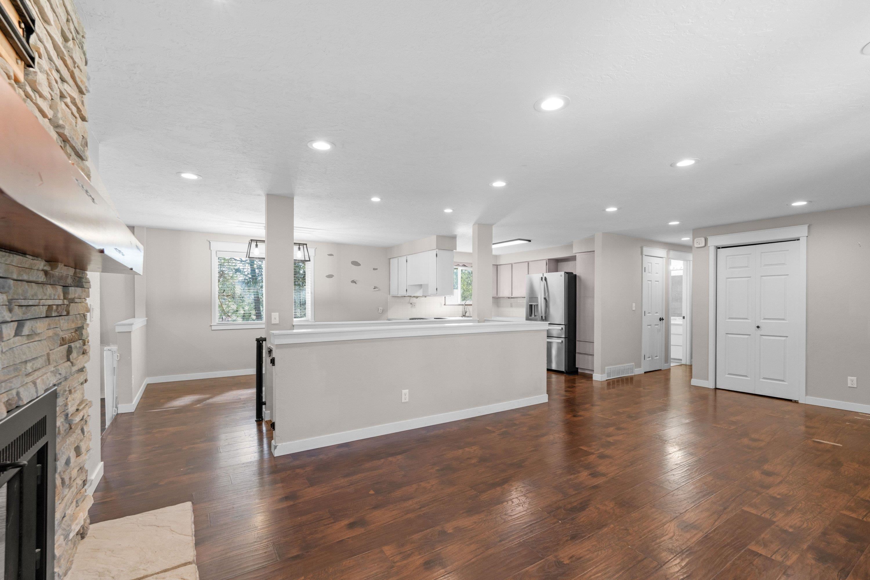 4725 S Bates Rd - Photo 7