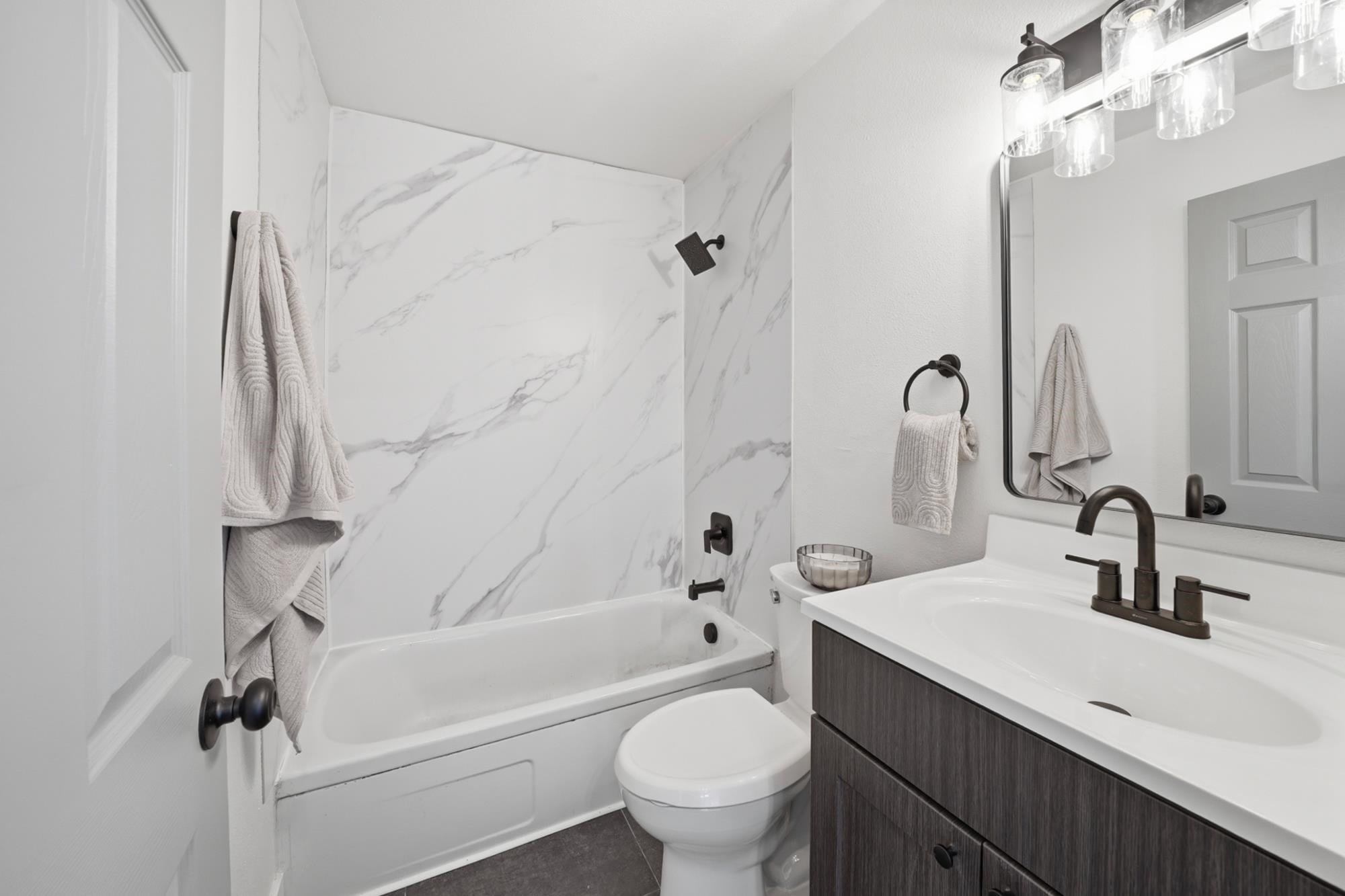 3127 E Jackson Ave - Photo 15