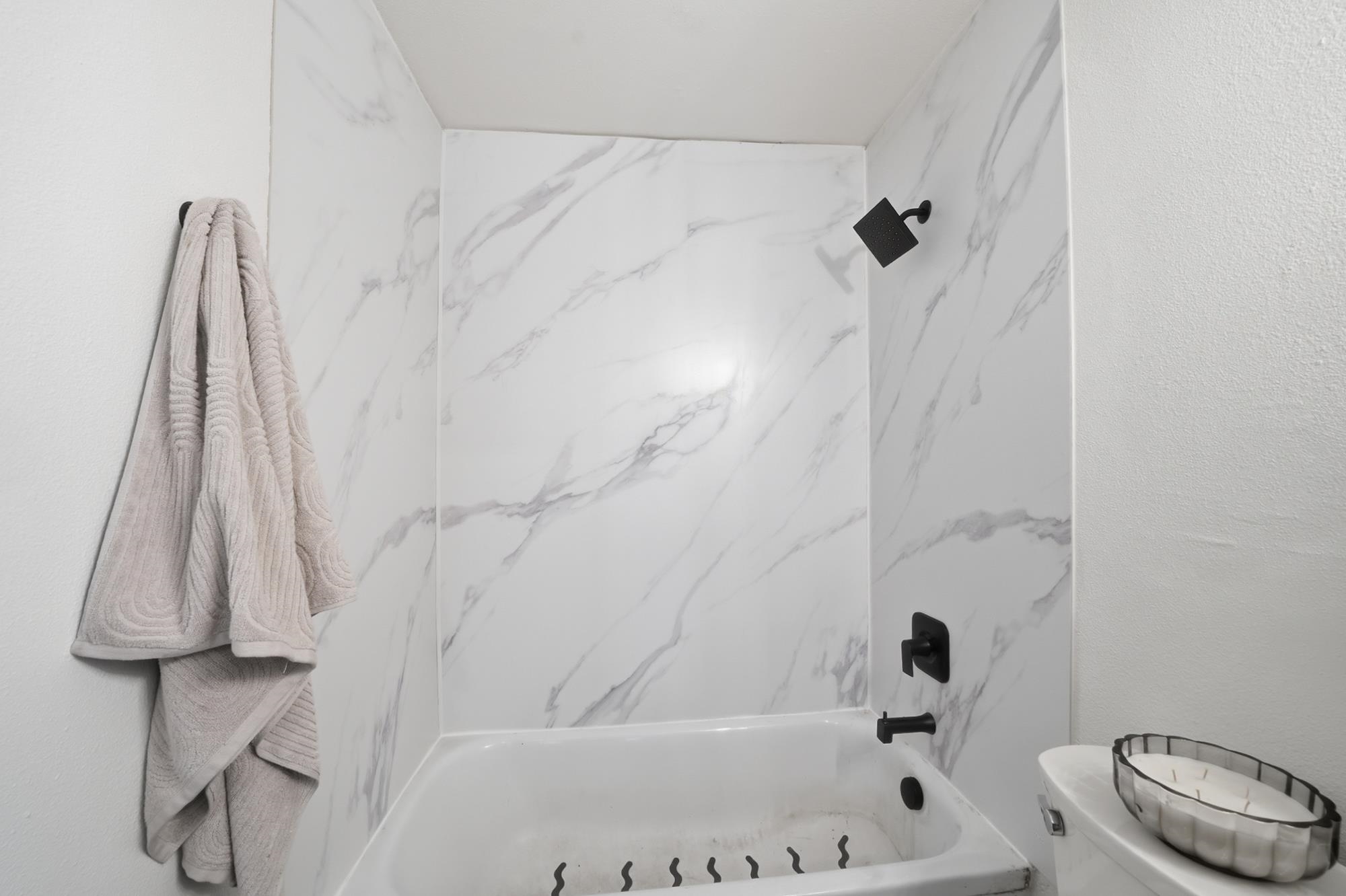 3127 E Jackson Ave - Photo 16