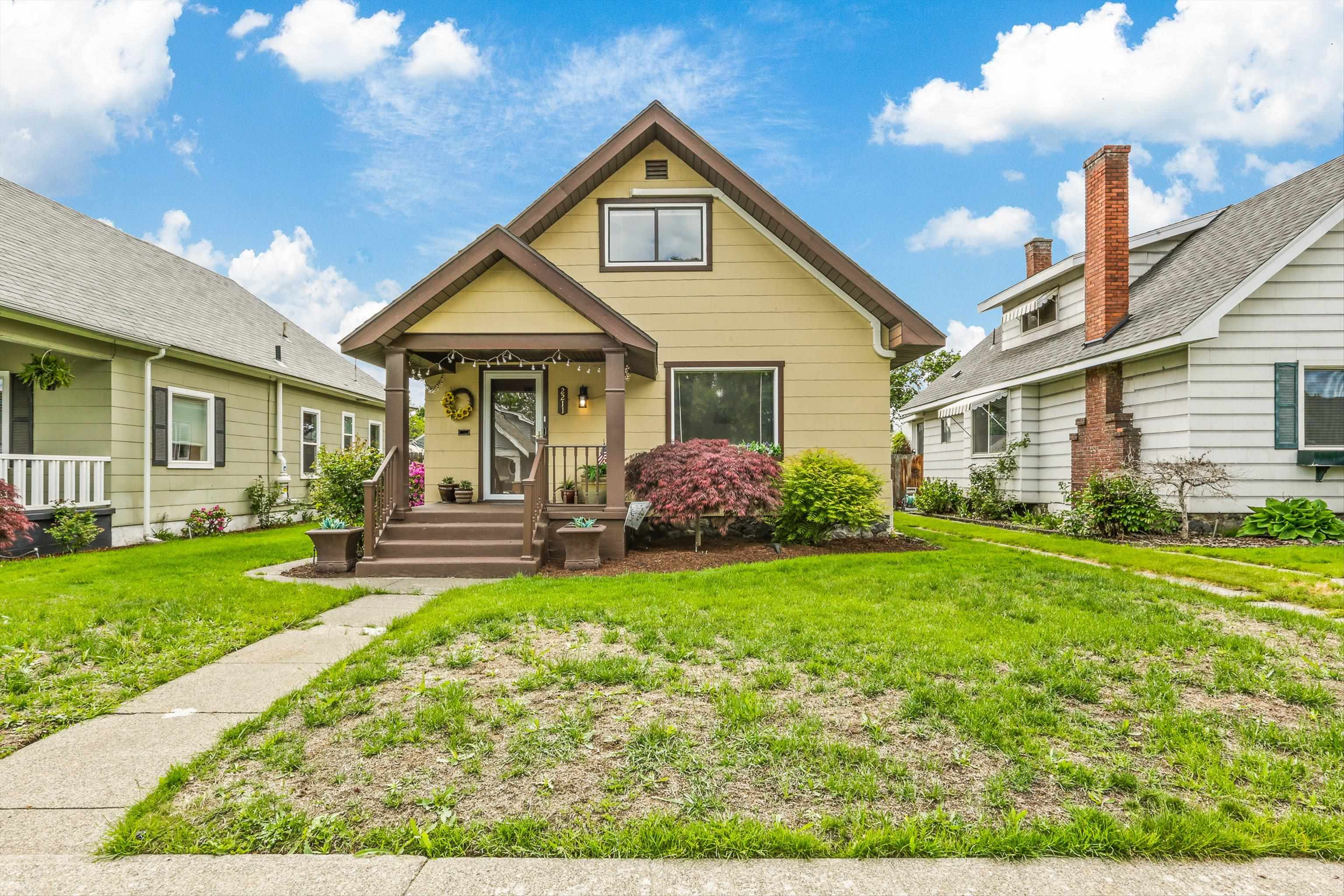 2211 W Sinto Ave - Photo 1