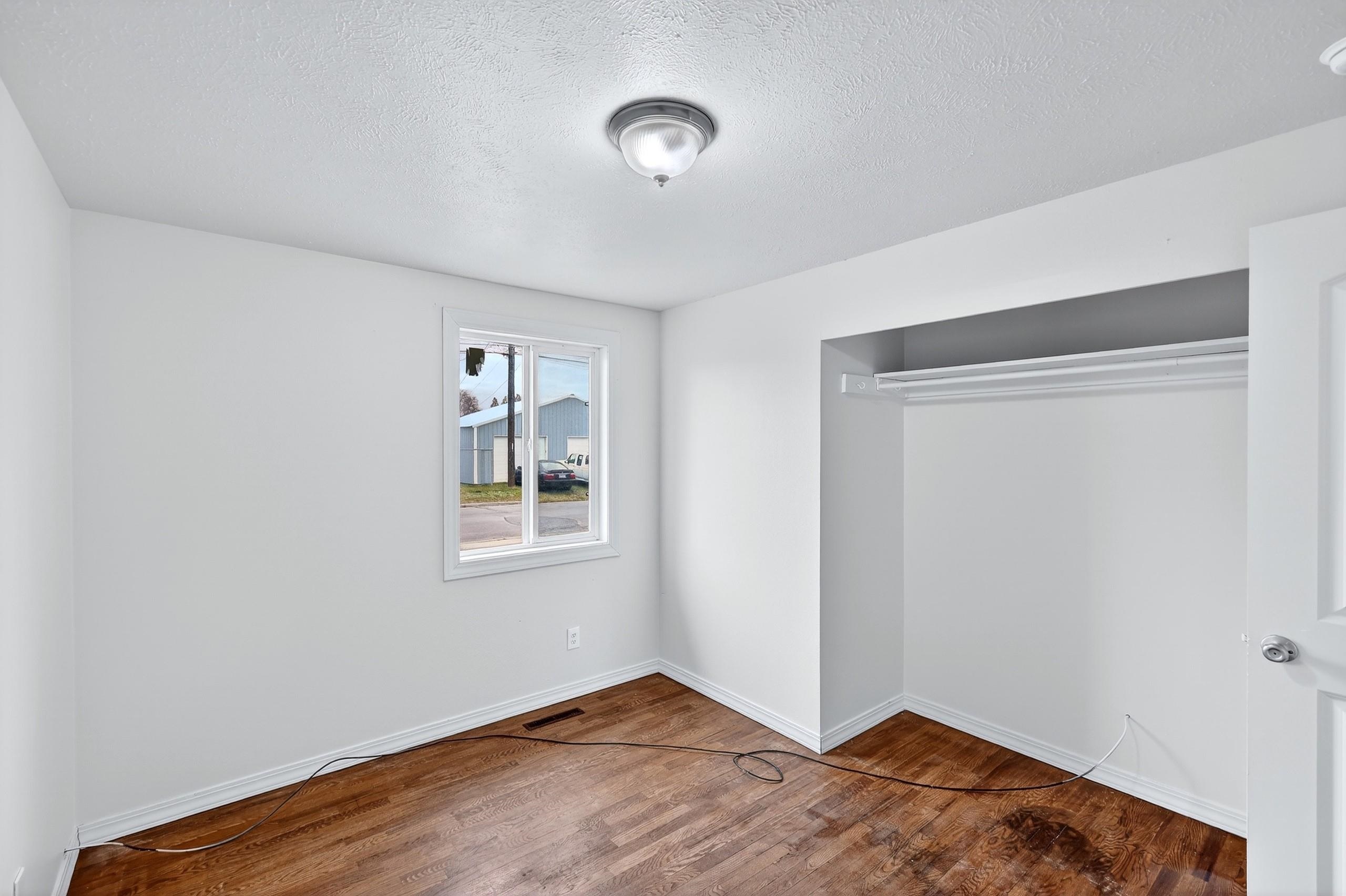 710 E North Ave - Photo 17
