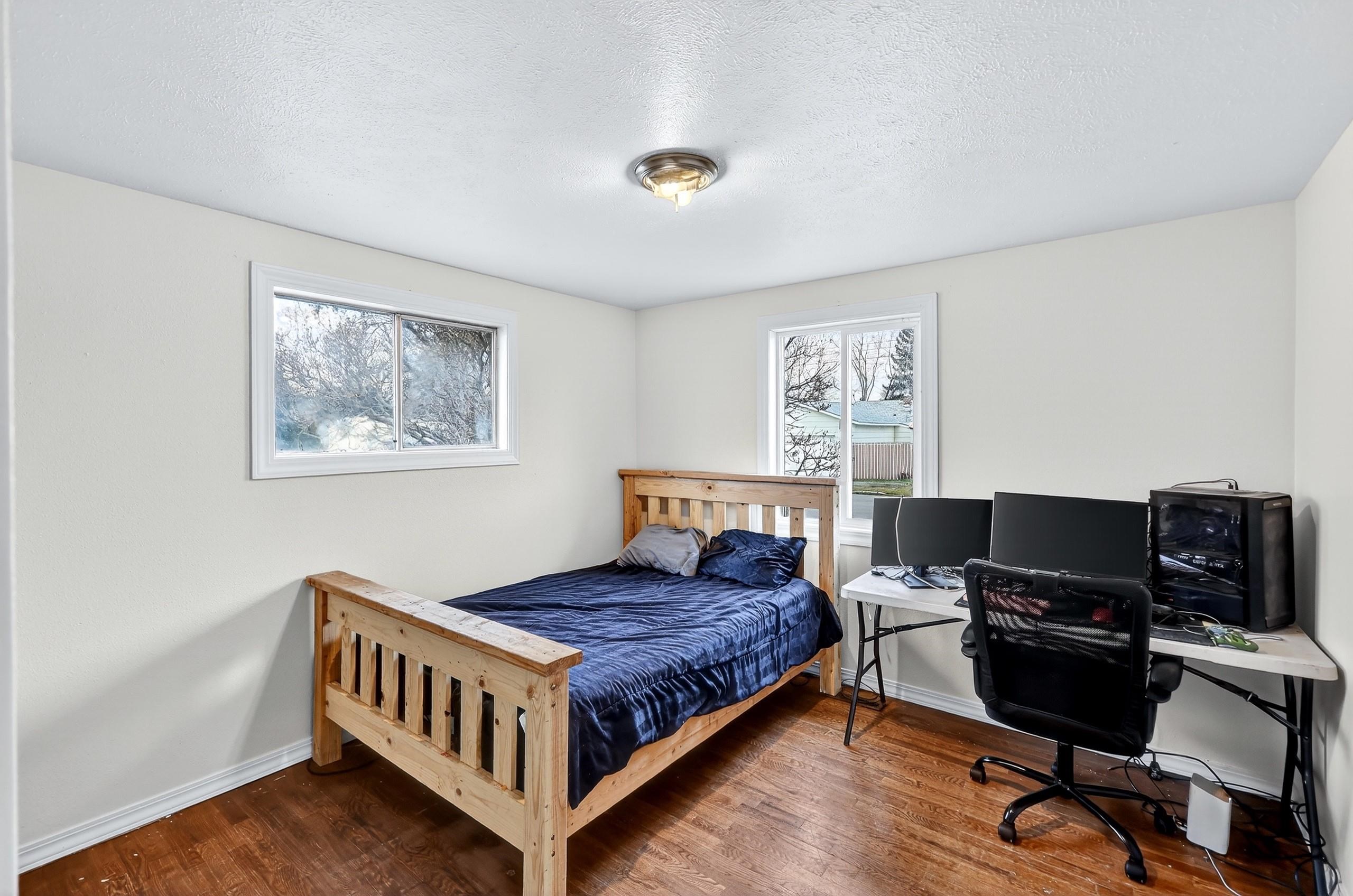 710 E North Ave - Photo 22