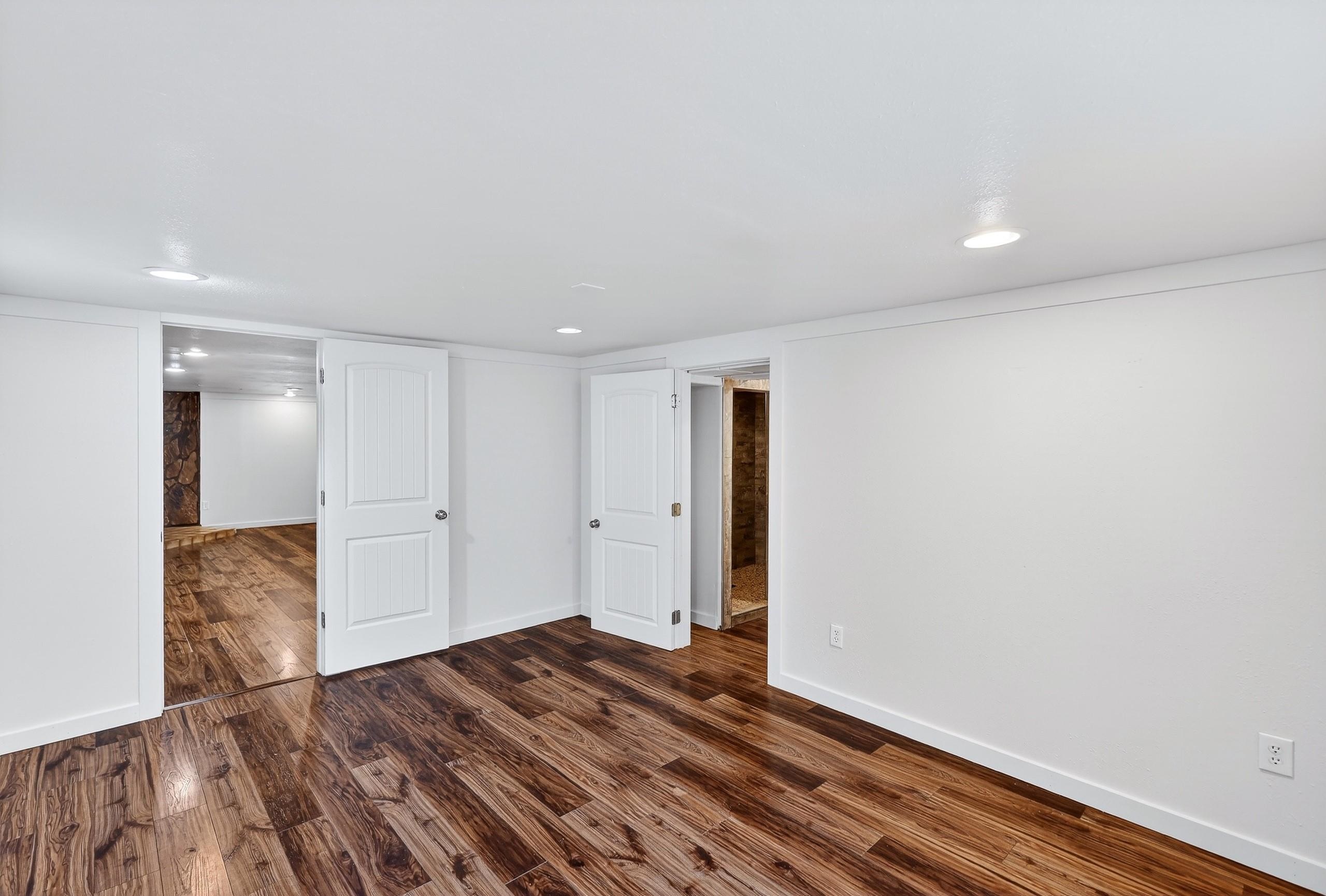710 E North Ave - Photo 30