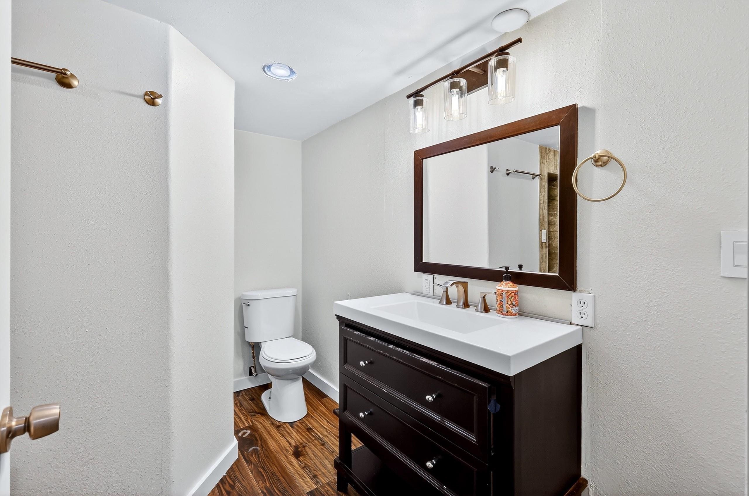 710 E North Ave - Photo 32