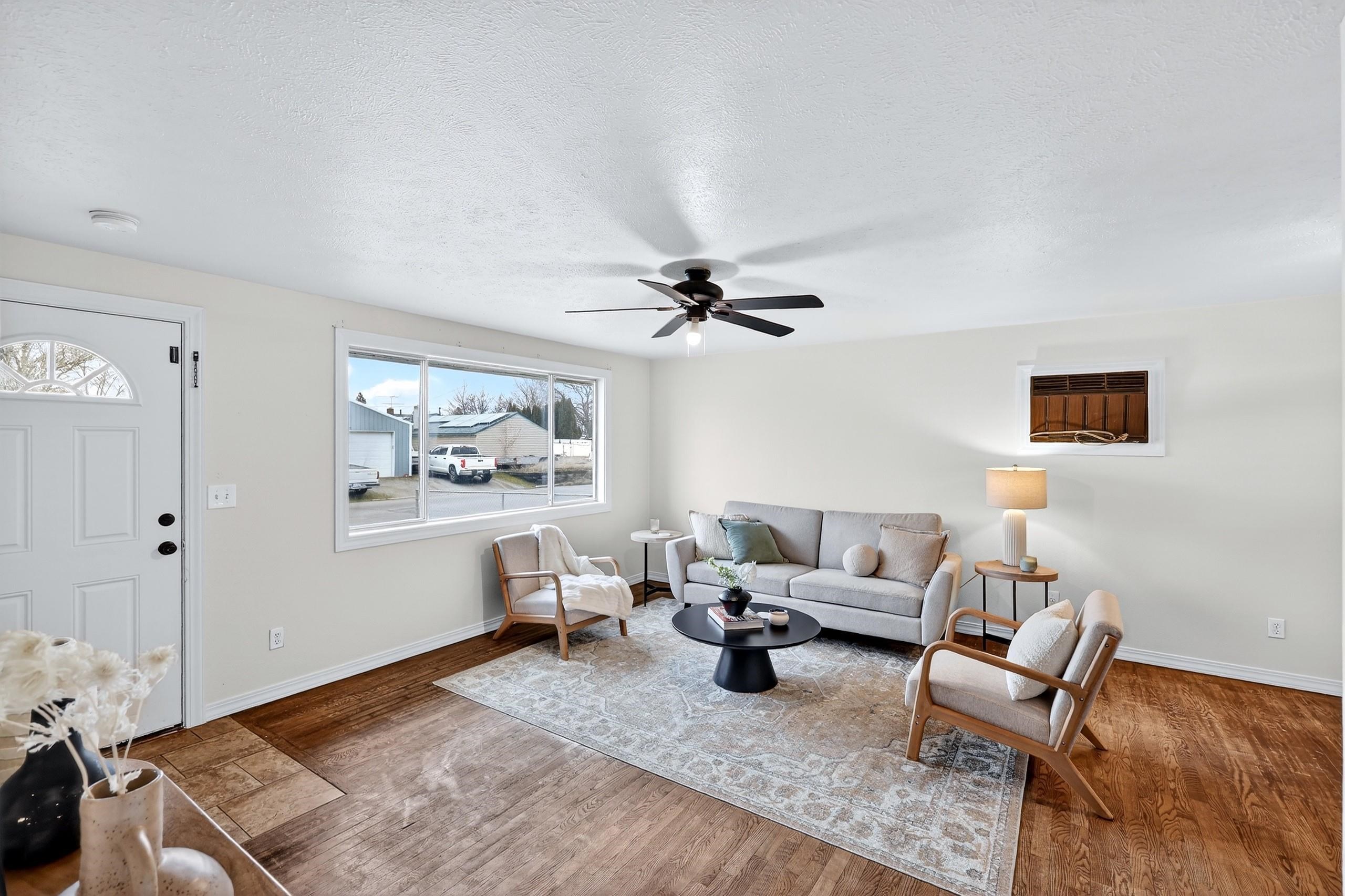 710 E North Ave - Photo 8