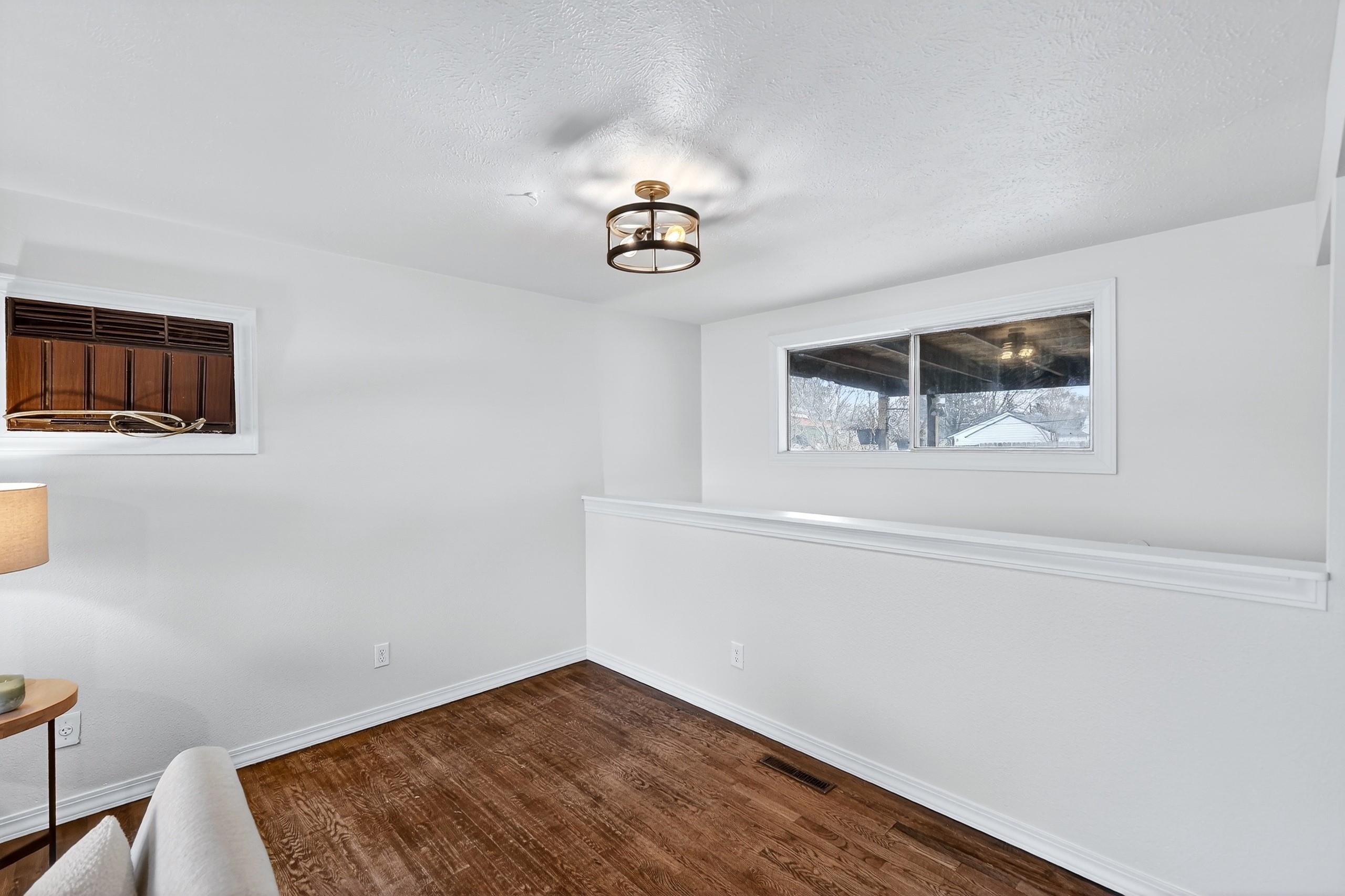 710 E North Ave - Photo 10