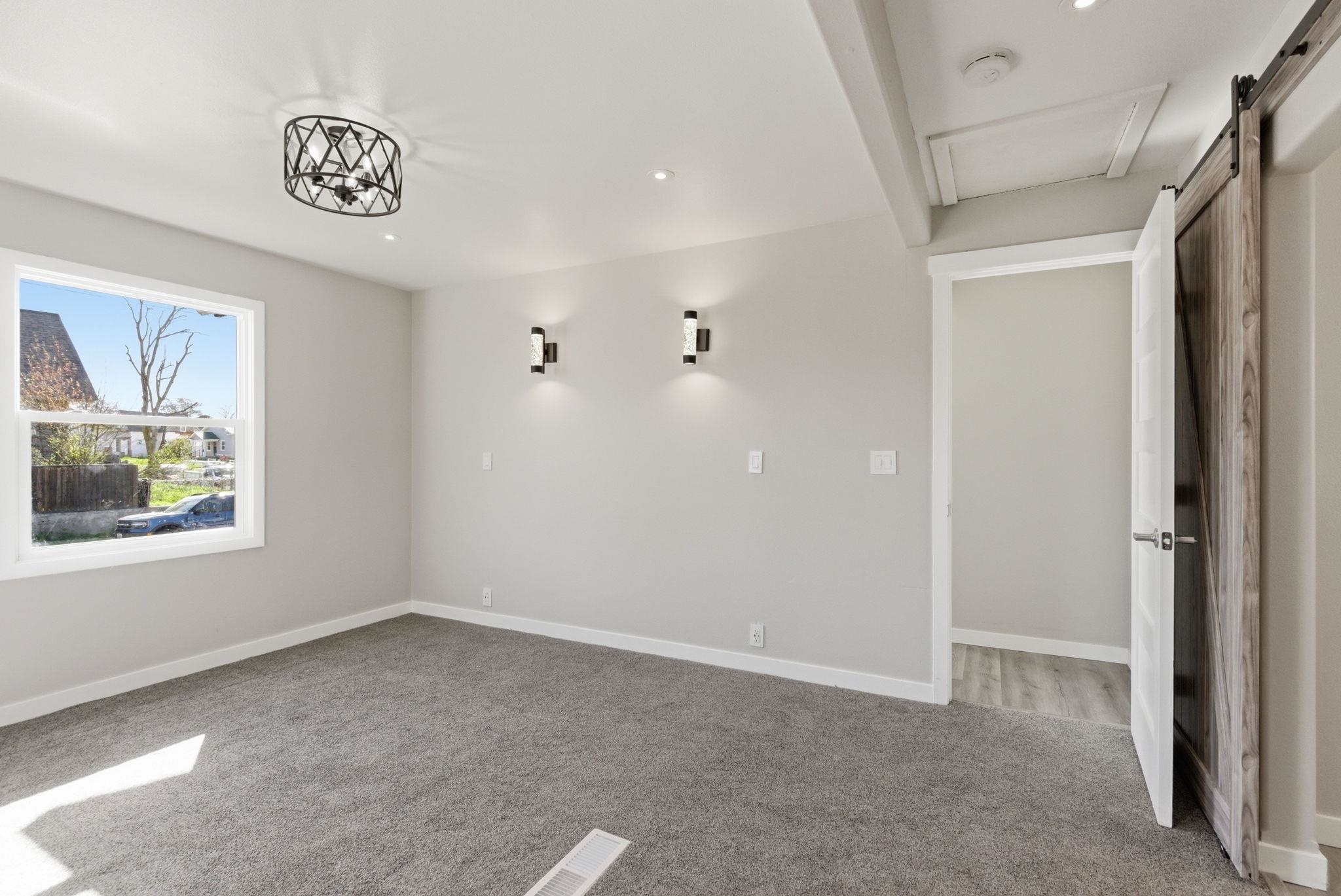 1511 N Walnut St - Photo 13