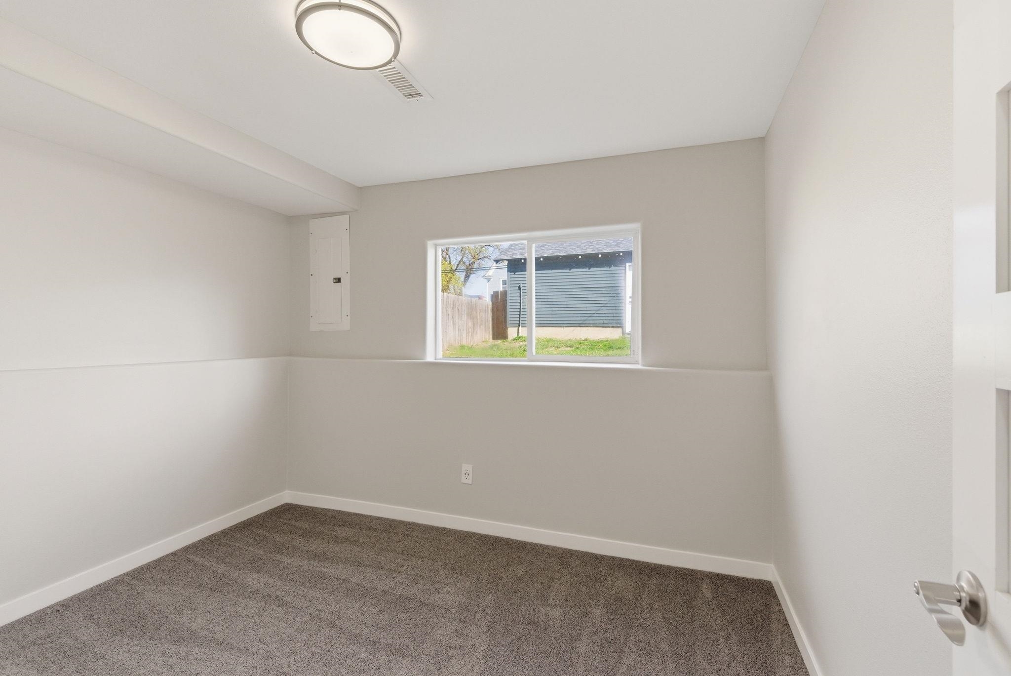 1511 N Walnut St - Photo 23