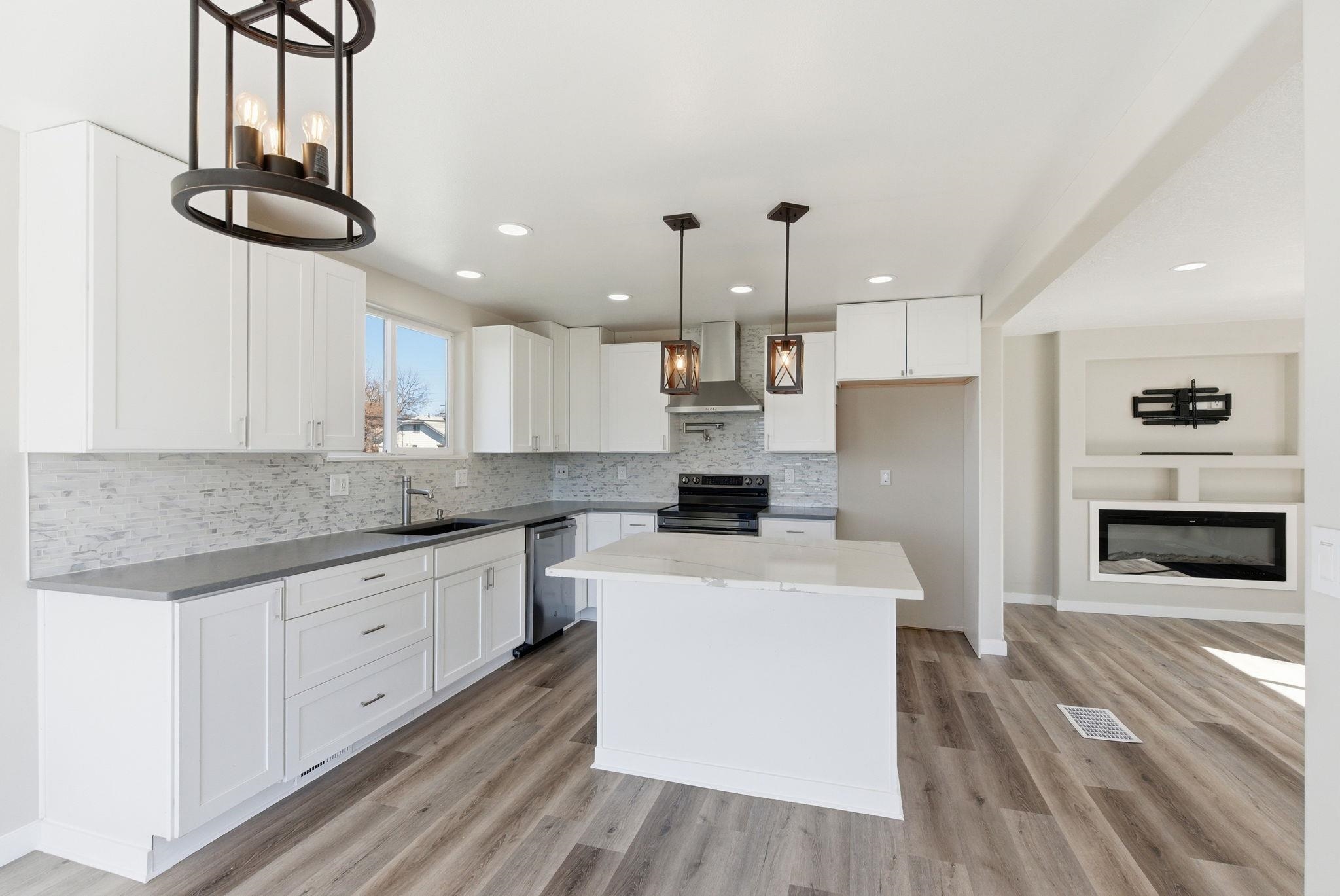 1511 N Walnut St - Photo 6